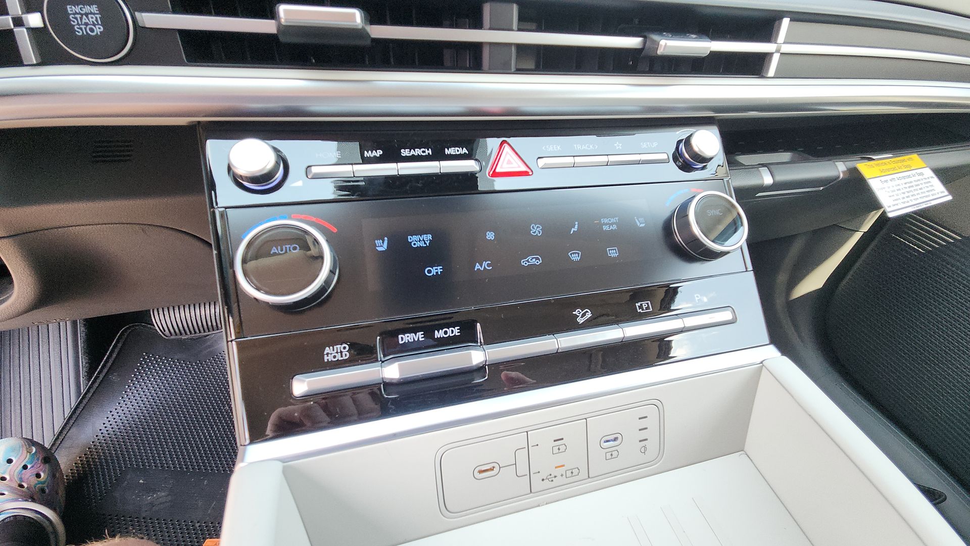 2026 Hyundai Santa Fe Hybrid