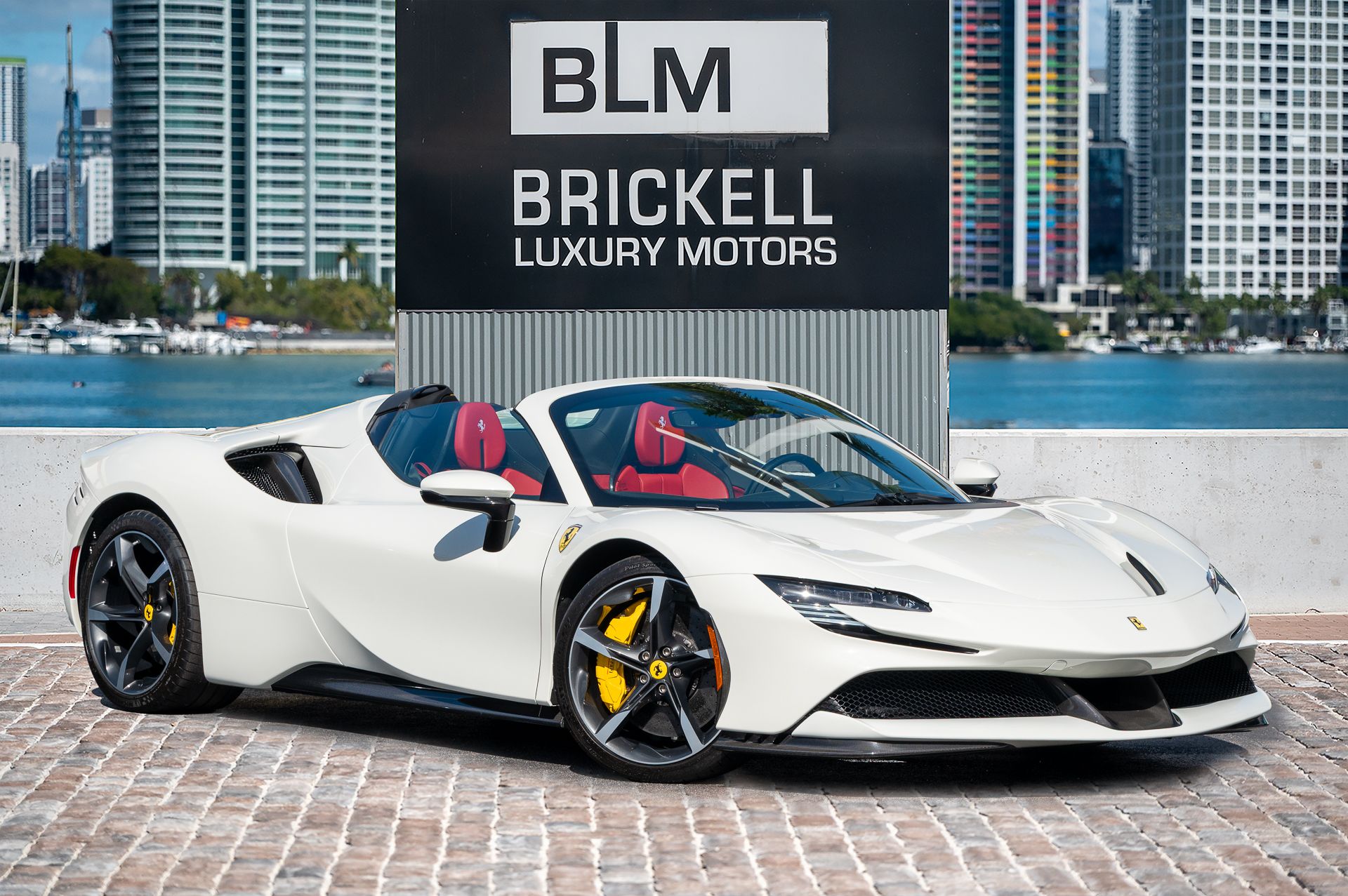 2022 Ferrari SF90 Base's photo