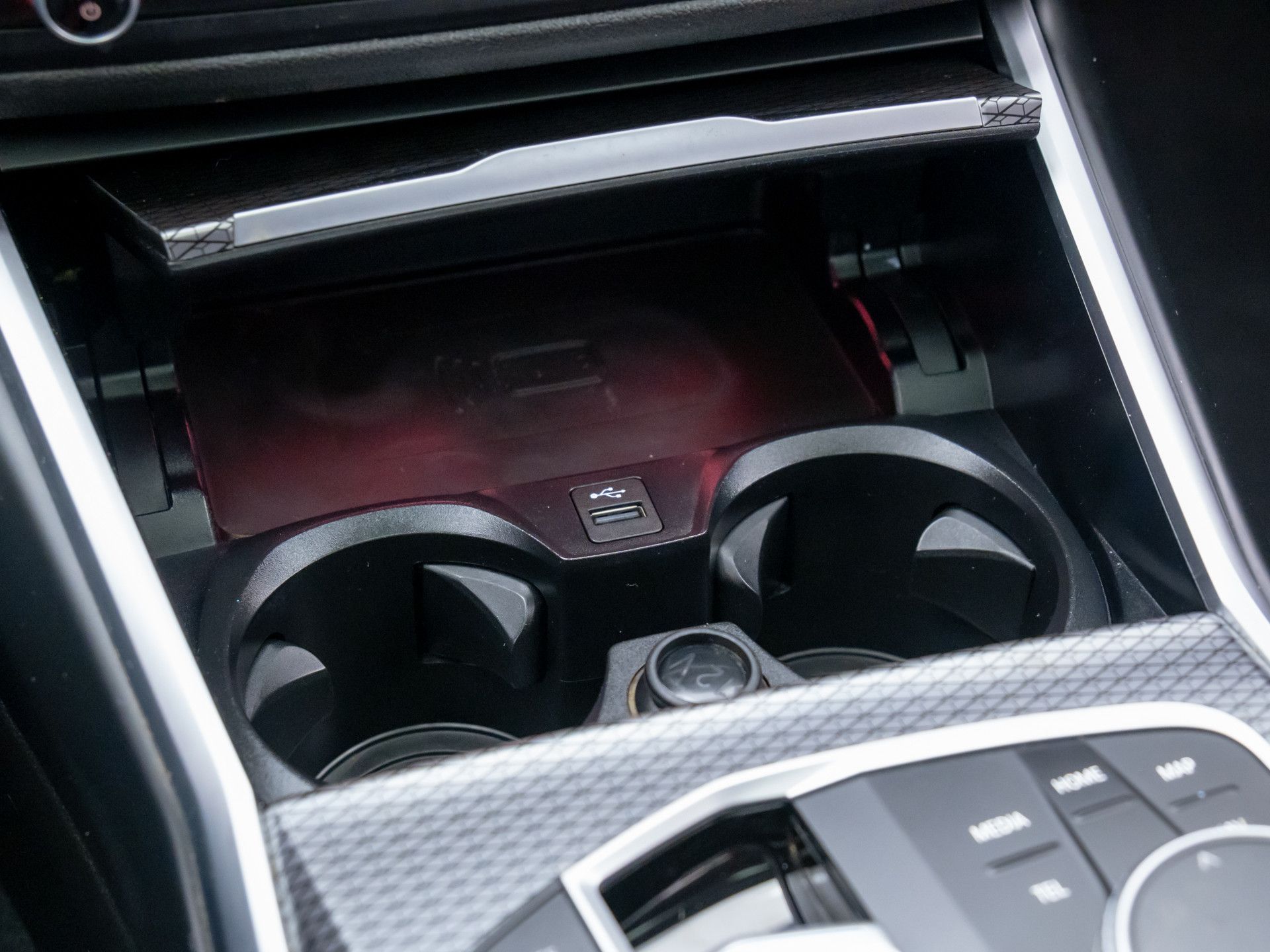 2023 BMW 3-Series 330i xDrive photo