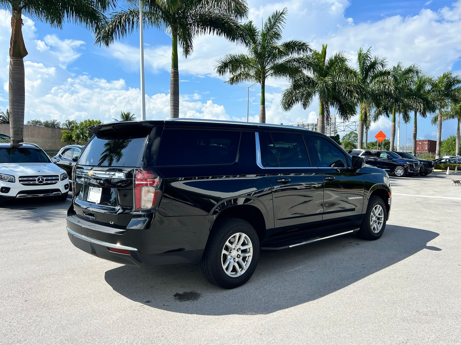 2021 Chevrolet Suburban LT 25