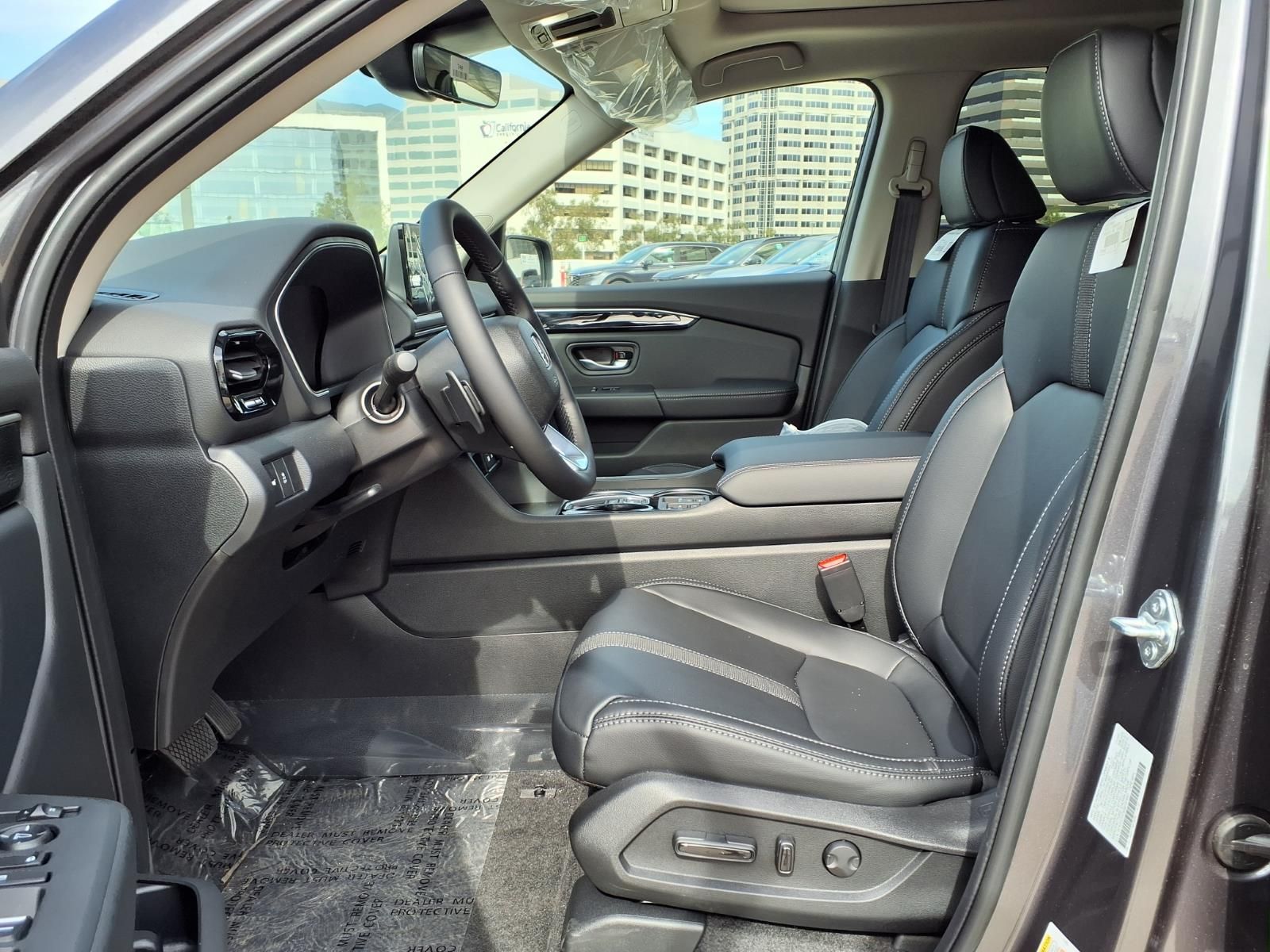 new 2025 Honda Pilot car, priced at $52,995