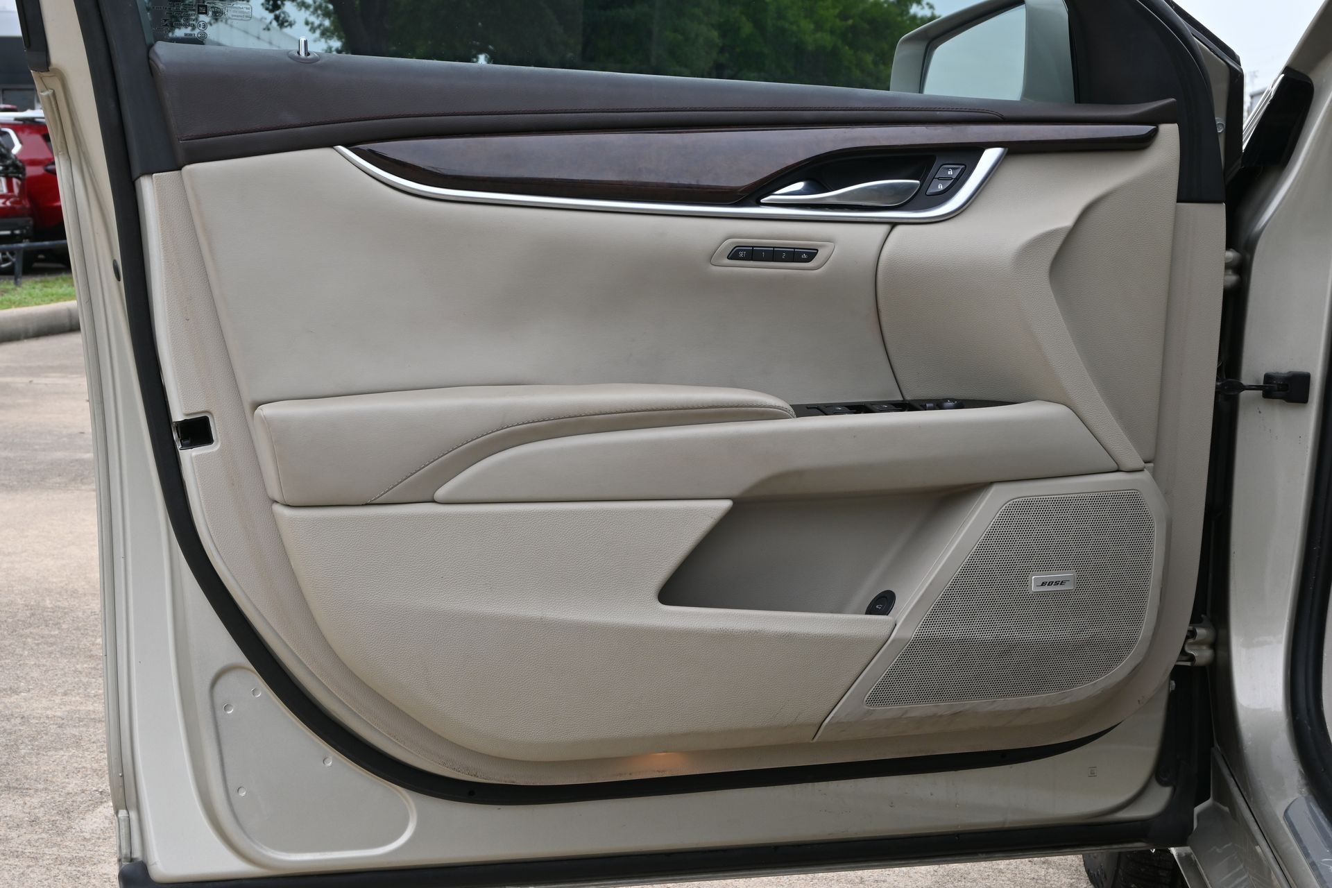 2013 Cadillac XTS Luxury Silver at Emmons Autoplex