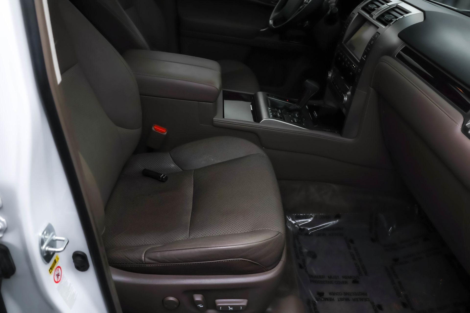 2018 LEXUS GX - Image 32