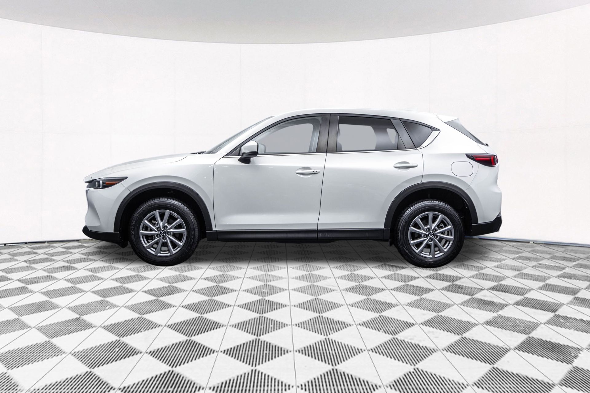 2023 MAZDA CX-5 - Image 7
