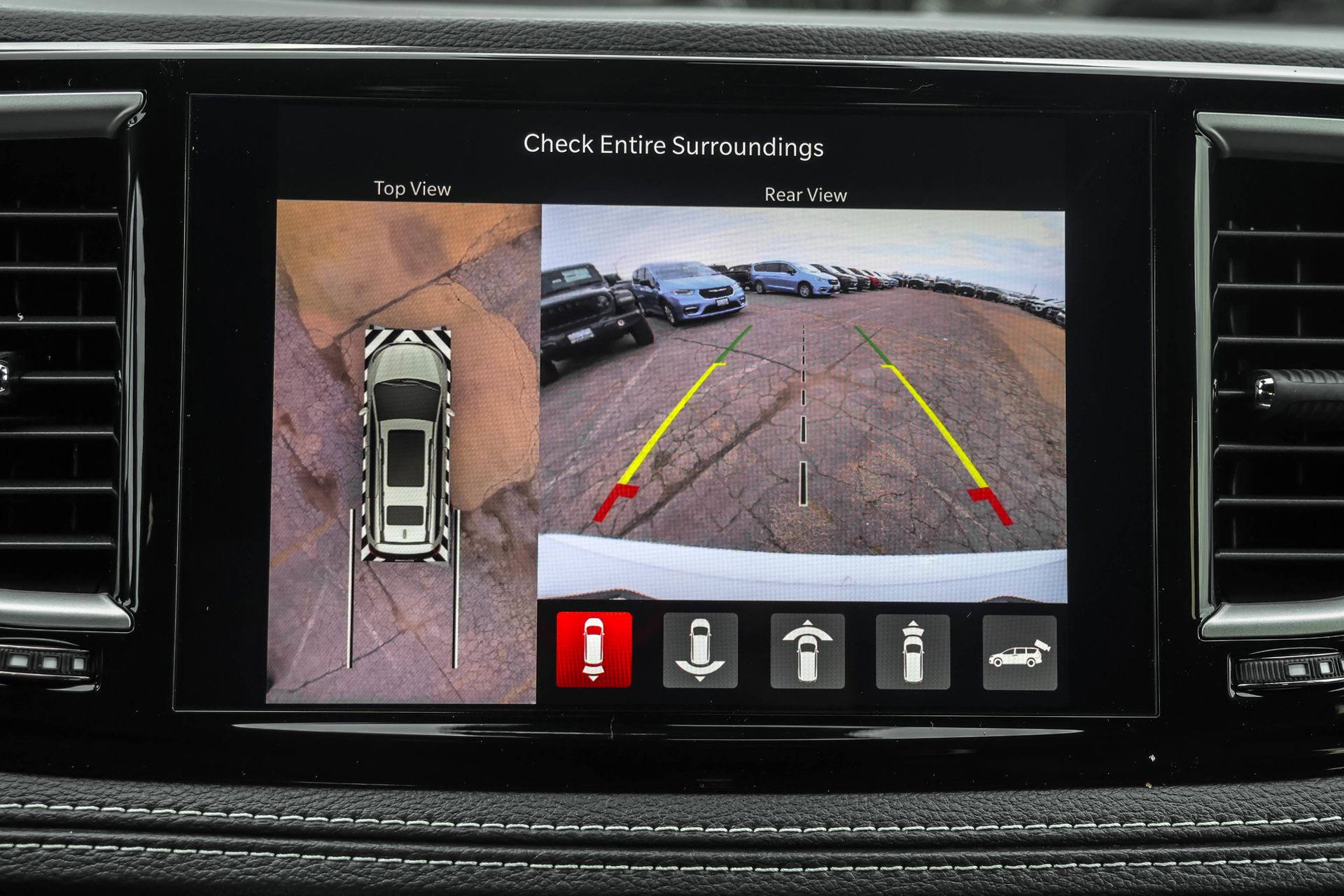 2026 CHRYSLER PACIFICA - Image 18