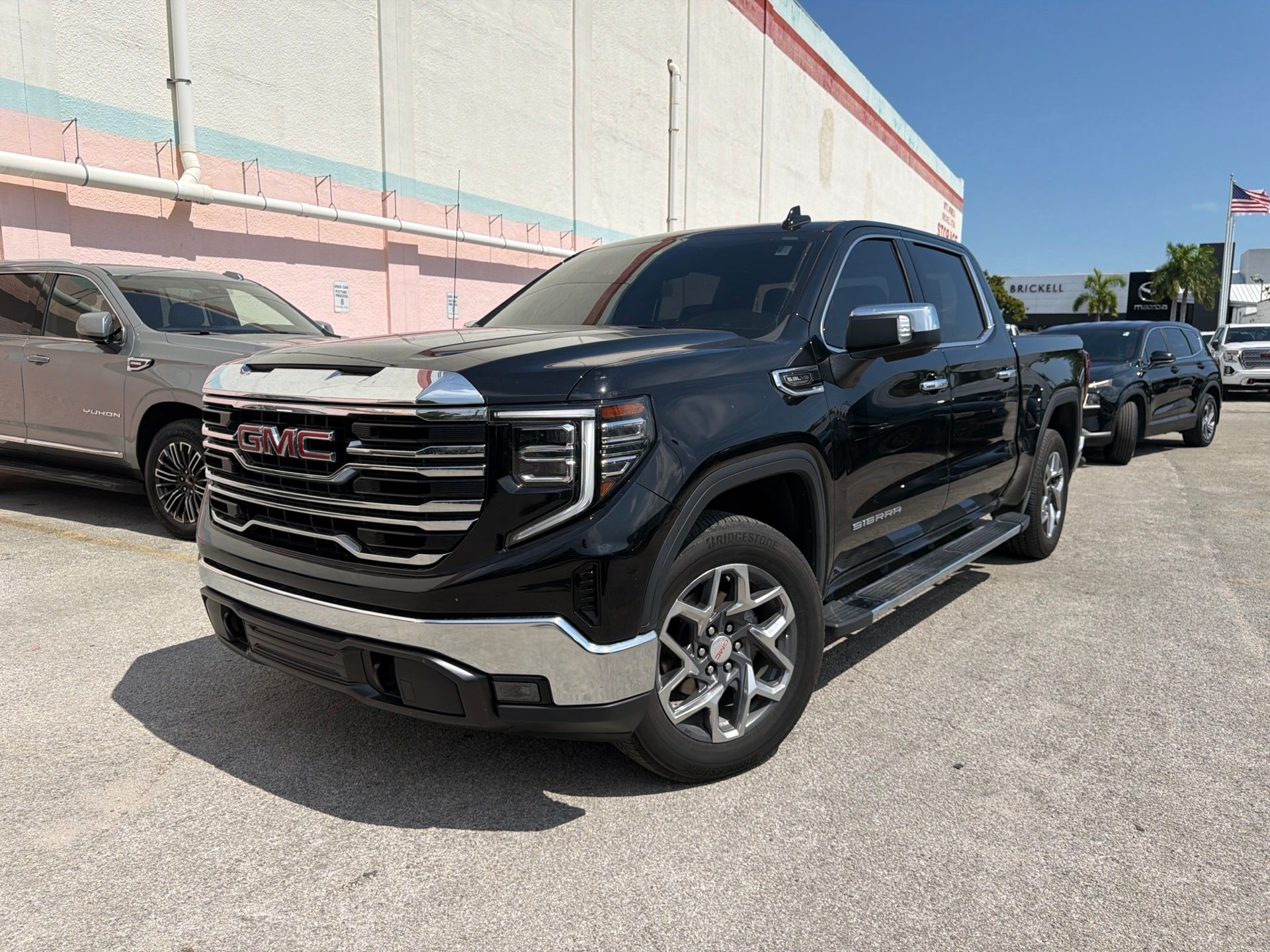 2025 GMC Sierra 1500 SLT Crew Cab RWD