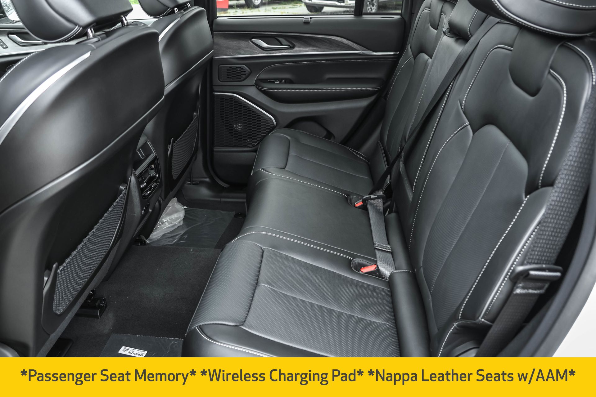 2025 JEEP GRAND CHEROKEE - Image 11