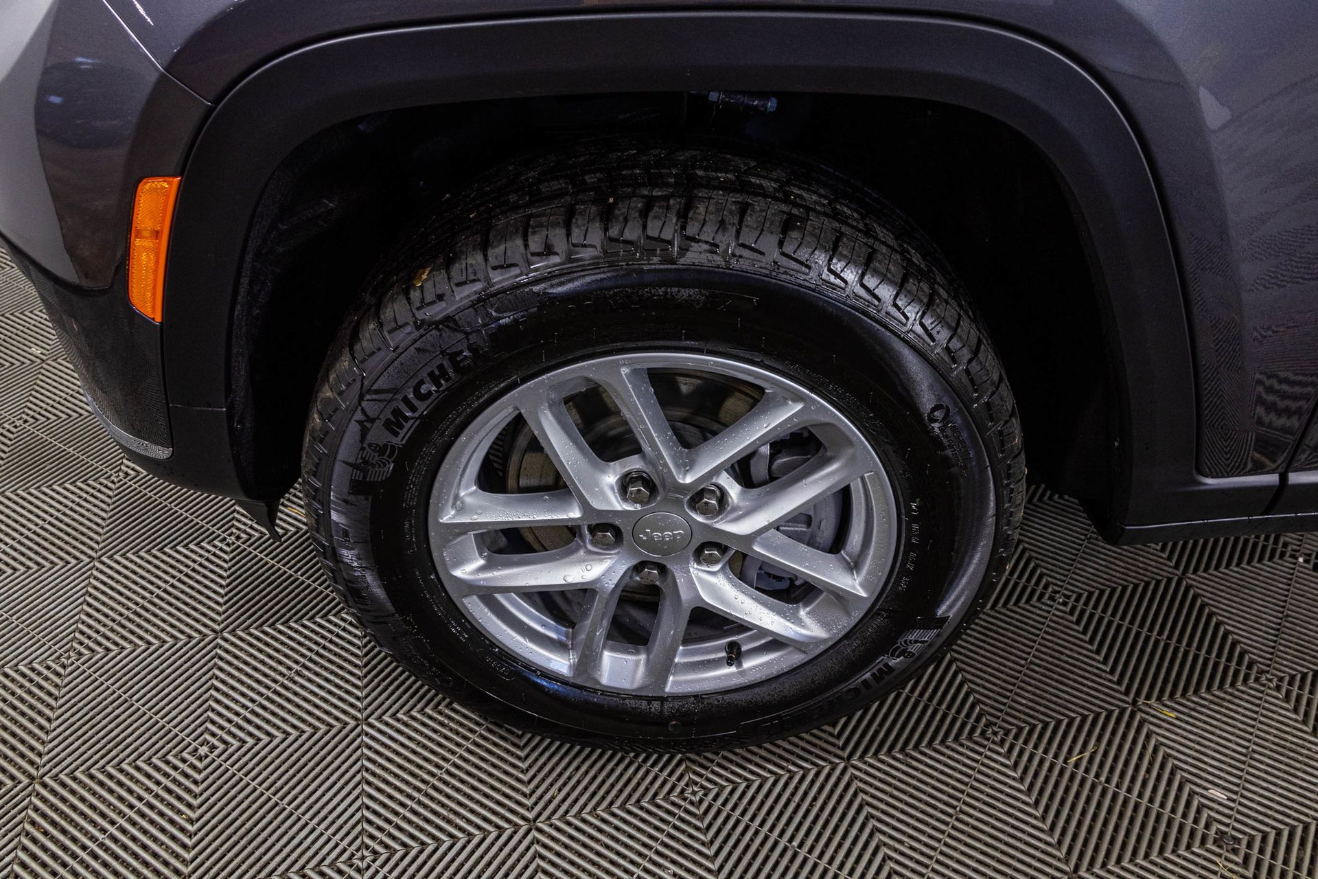 2025 JEEP GRAND CHEROKEE L - Image 43