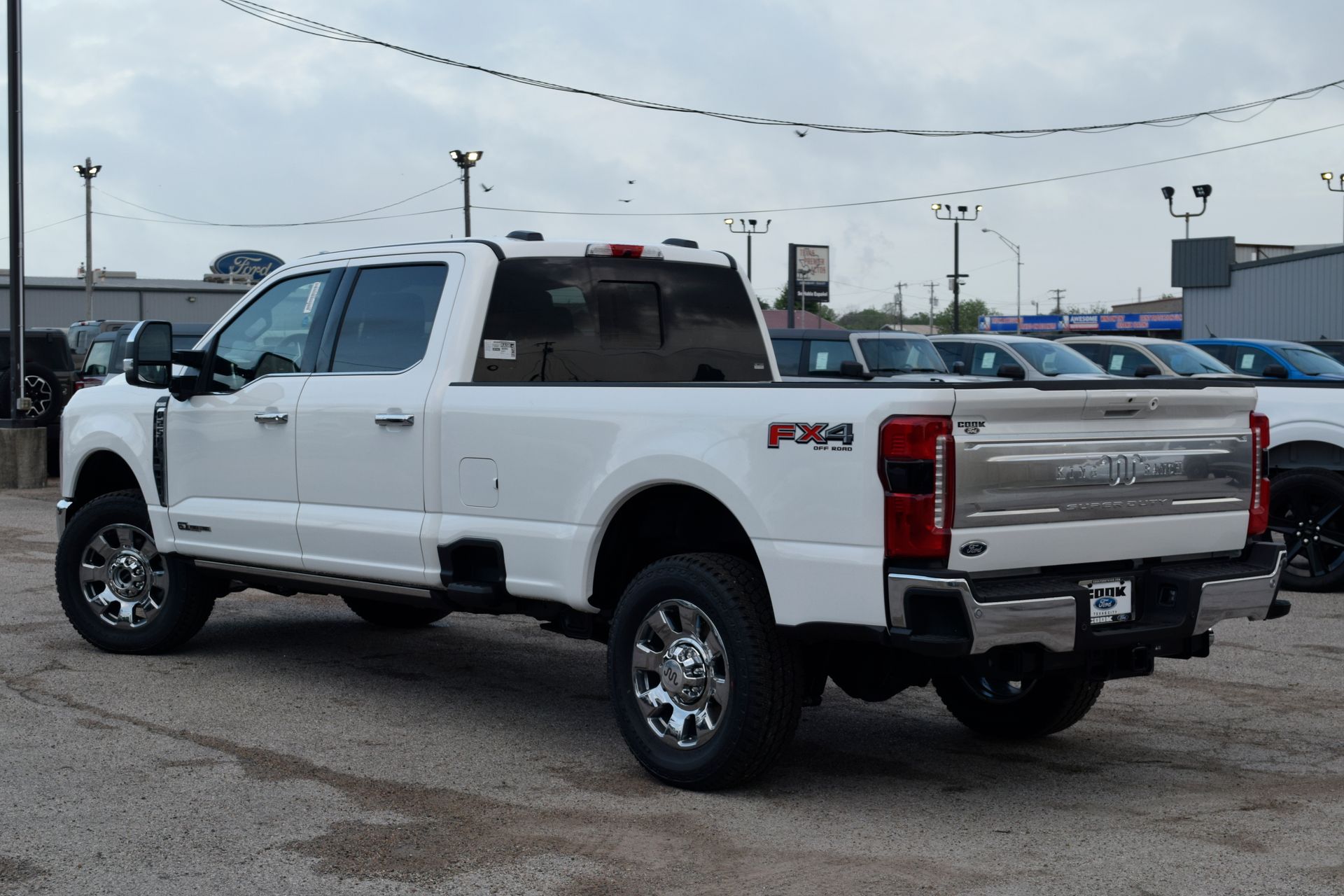 2026 Ford F-250SD King Ranch White at EAG Ford Navasota