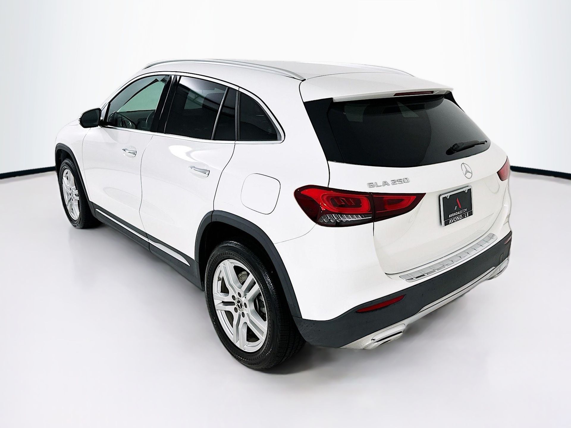 View vehicle photo 6