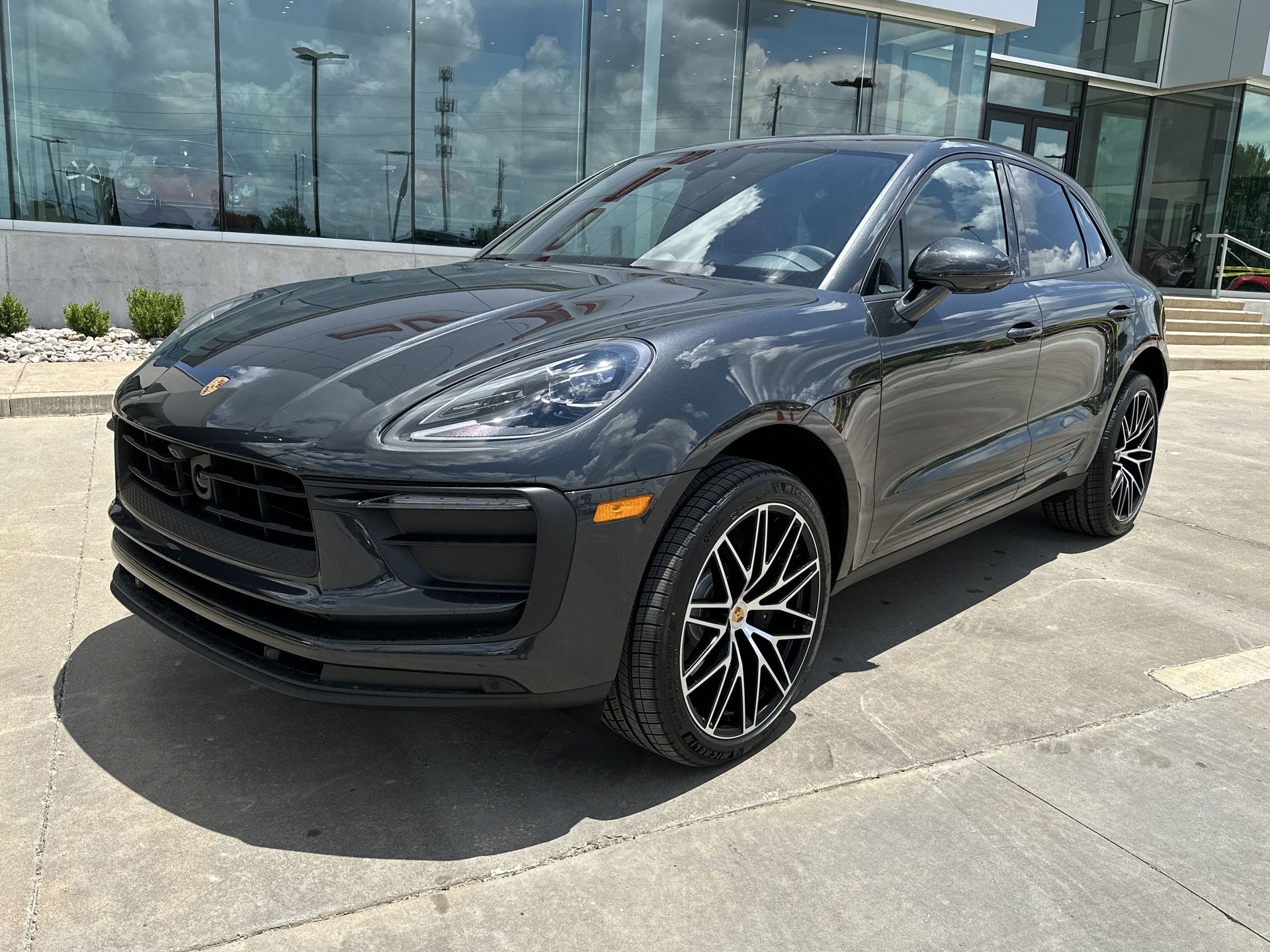 Gray 2025 Porsche Macan AWD SUV / Crossover All-Wheel Drive 7-Speed Automatic