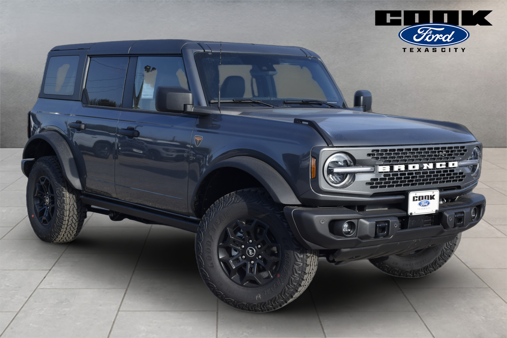2026 Ford Bronco Badlands Gray at Cook Ford