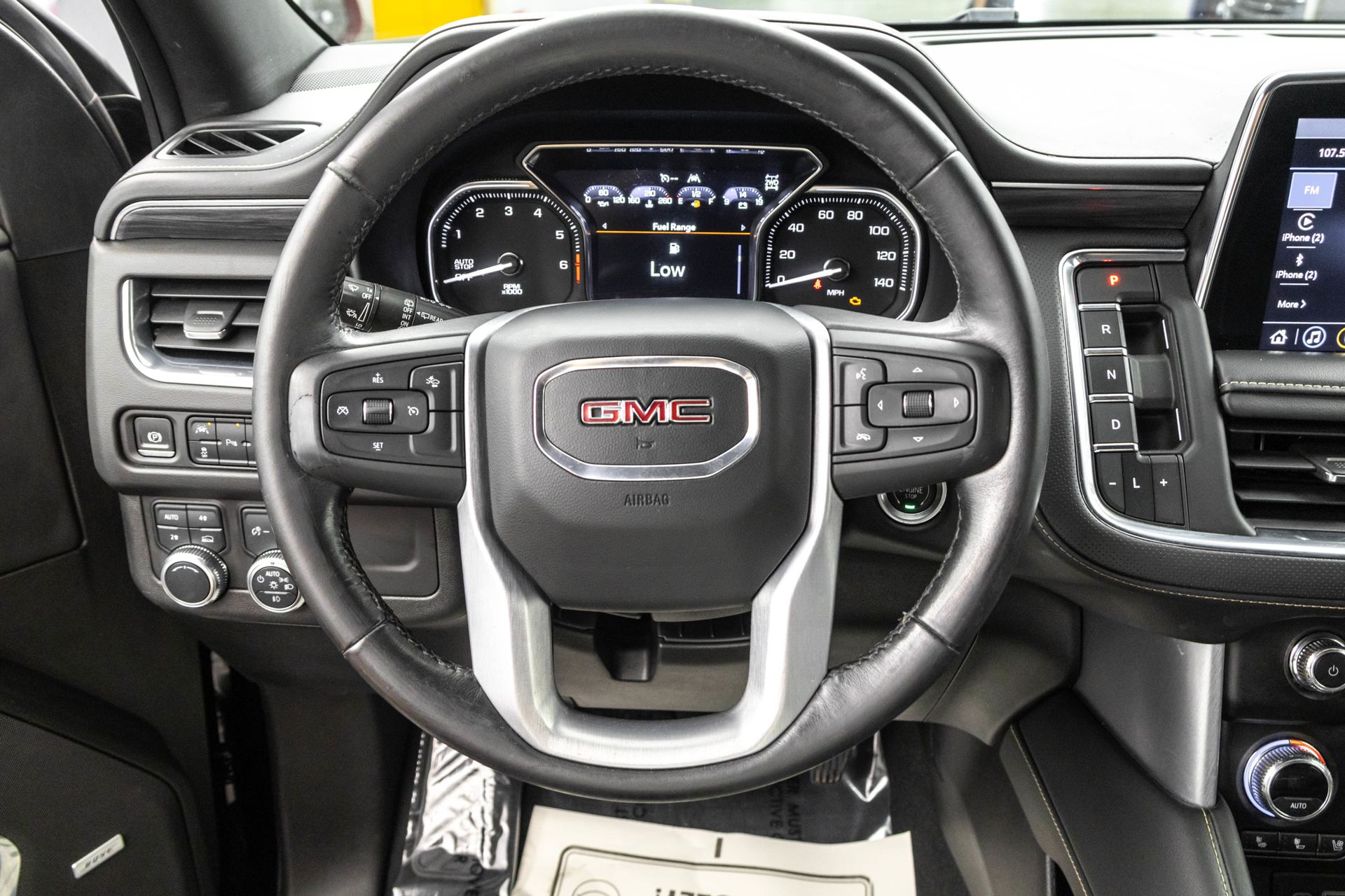 2021 GMC YUKON XL - Image 24