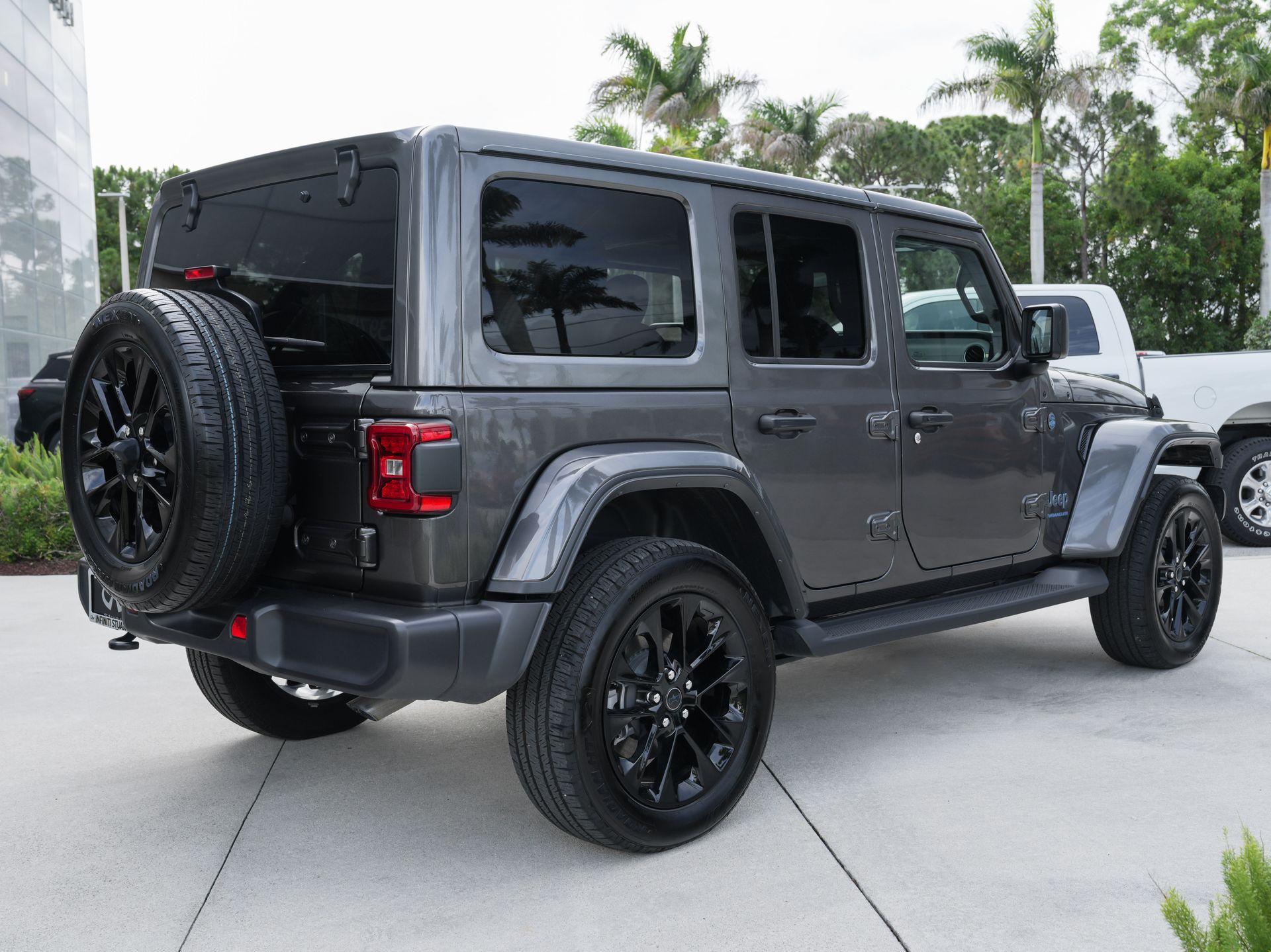used 2025 Jeep Wrangler car, priced at $33,200