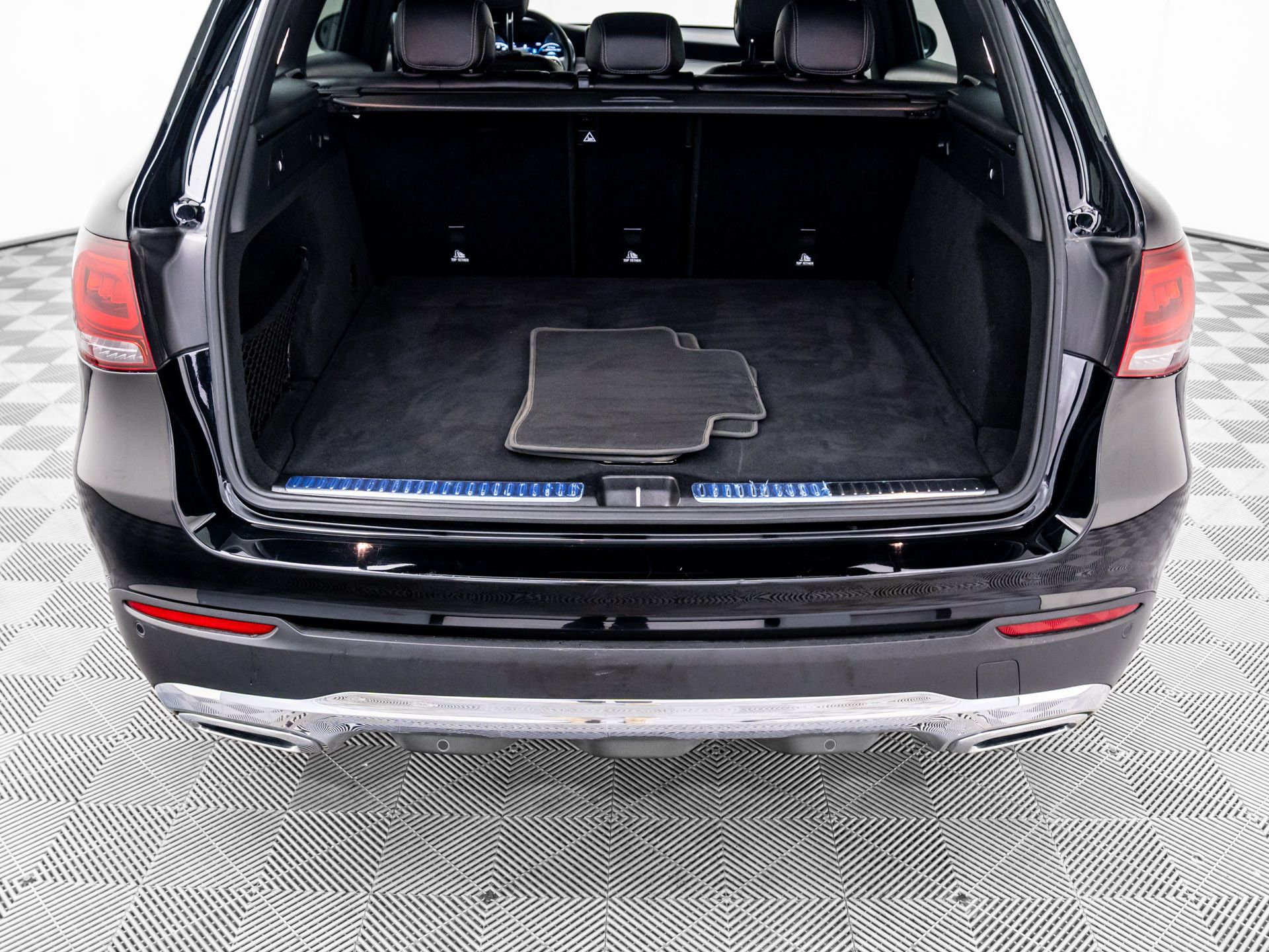 2022 Mercedes-Benz GLC GLC 300 photo