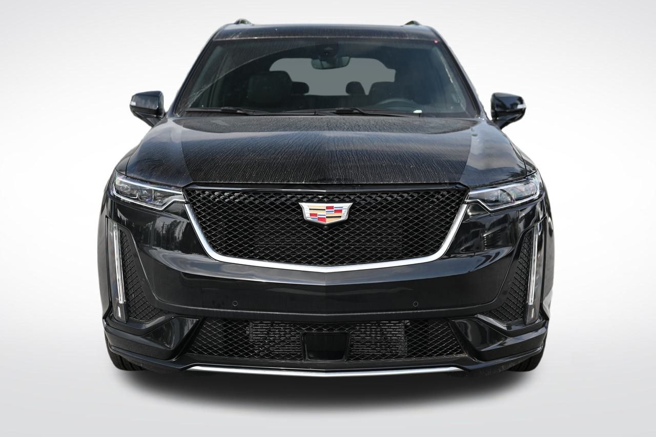 2023 Cadillac XT6 Sport 8