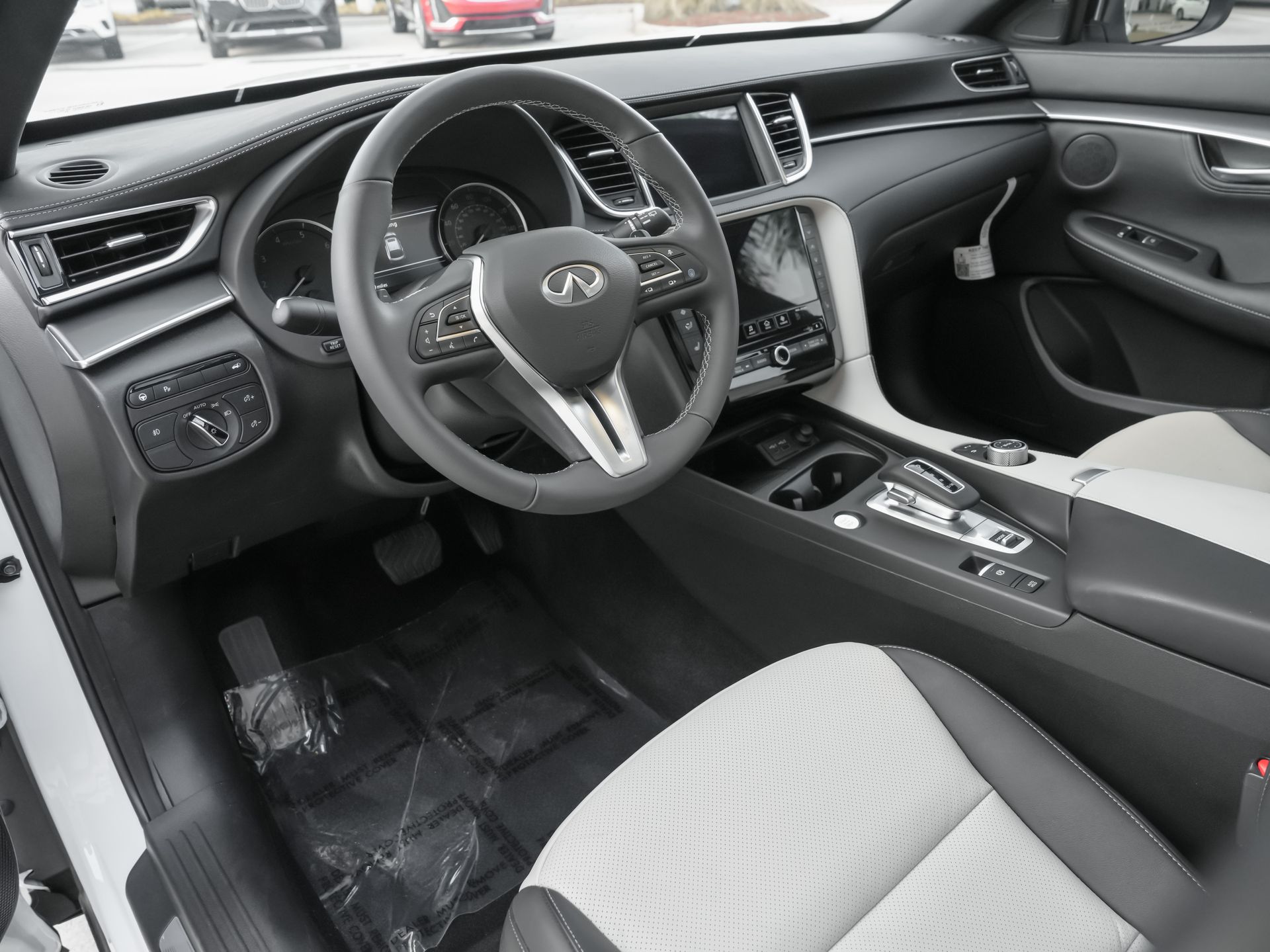 used 2025 INFINITI QX55 car, priced at $37,500