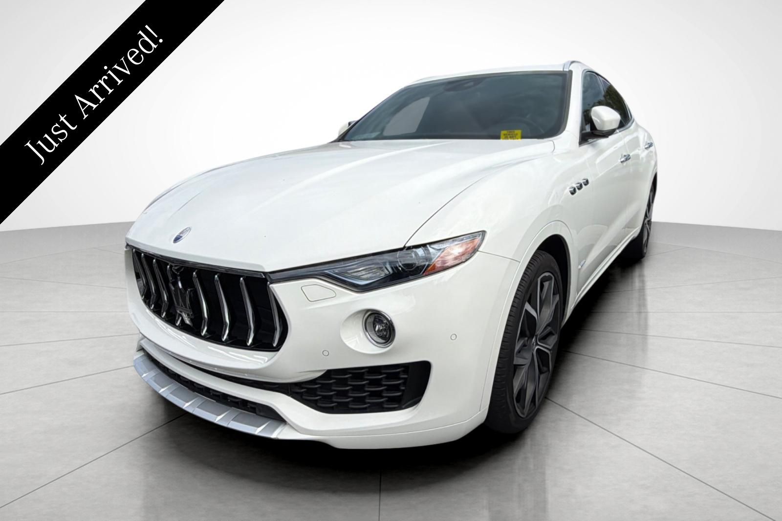 Bianco 2018 Maserati Levante SUV / Crossover All-Wheel Drive 8-Speed Automatic