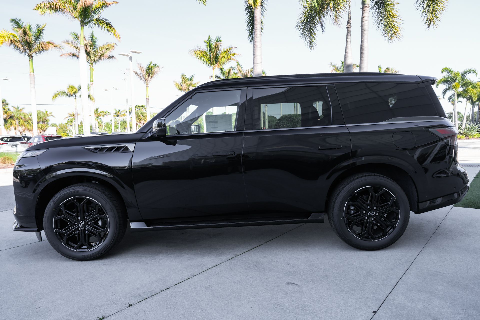 new 2026 INFINITI QX80 car, priced at $89,330