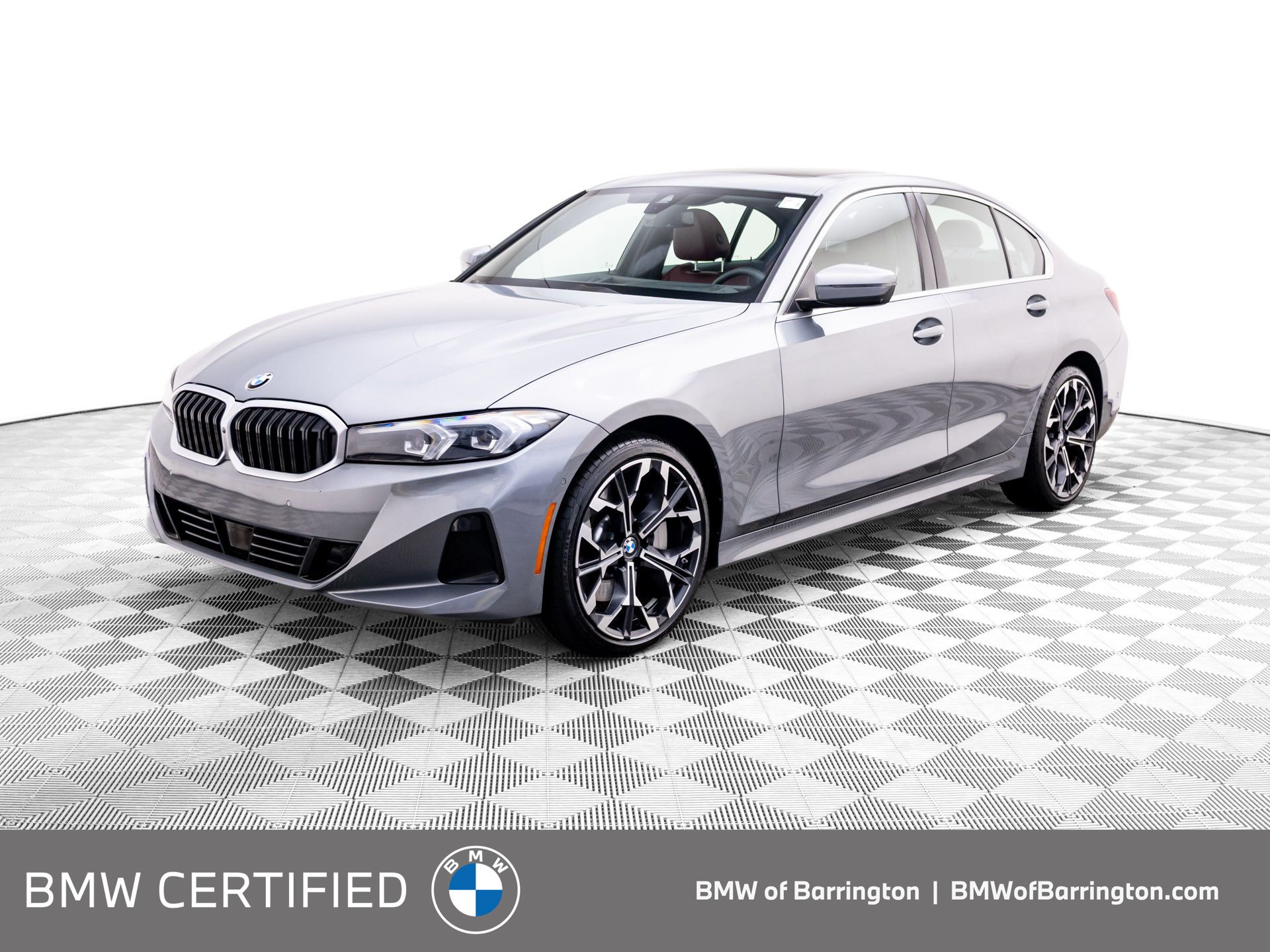 2025 BMW 3 Series Gris (Skyscraper Gray Metallic) Sedán Tracción en las cuatro ruedas 8 velocidades Automática