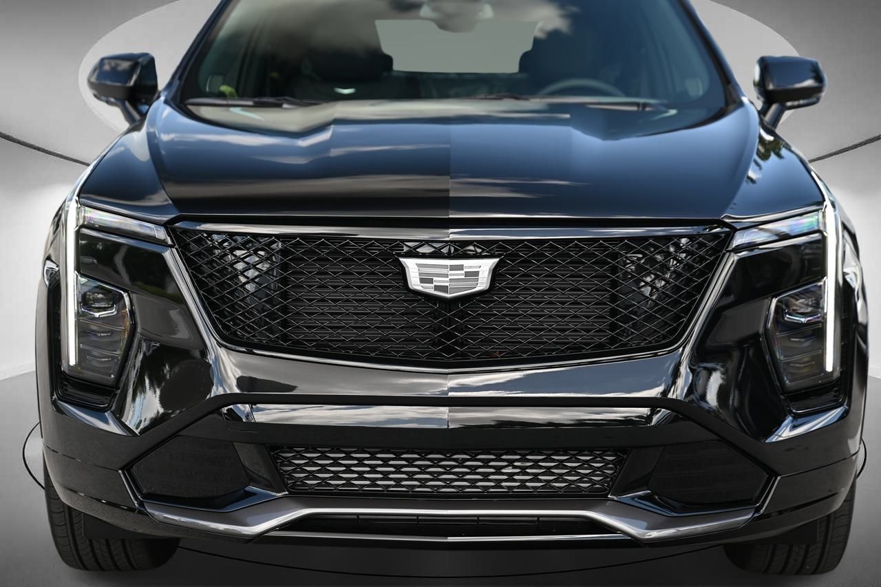 2024 Cadillac XT4 Sport 9