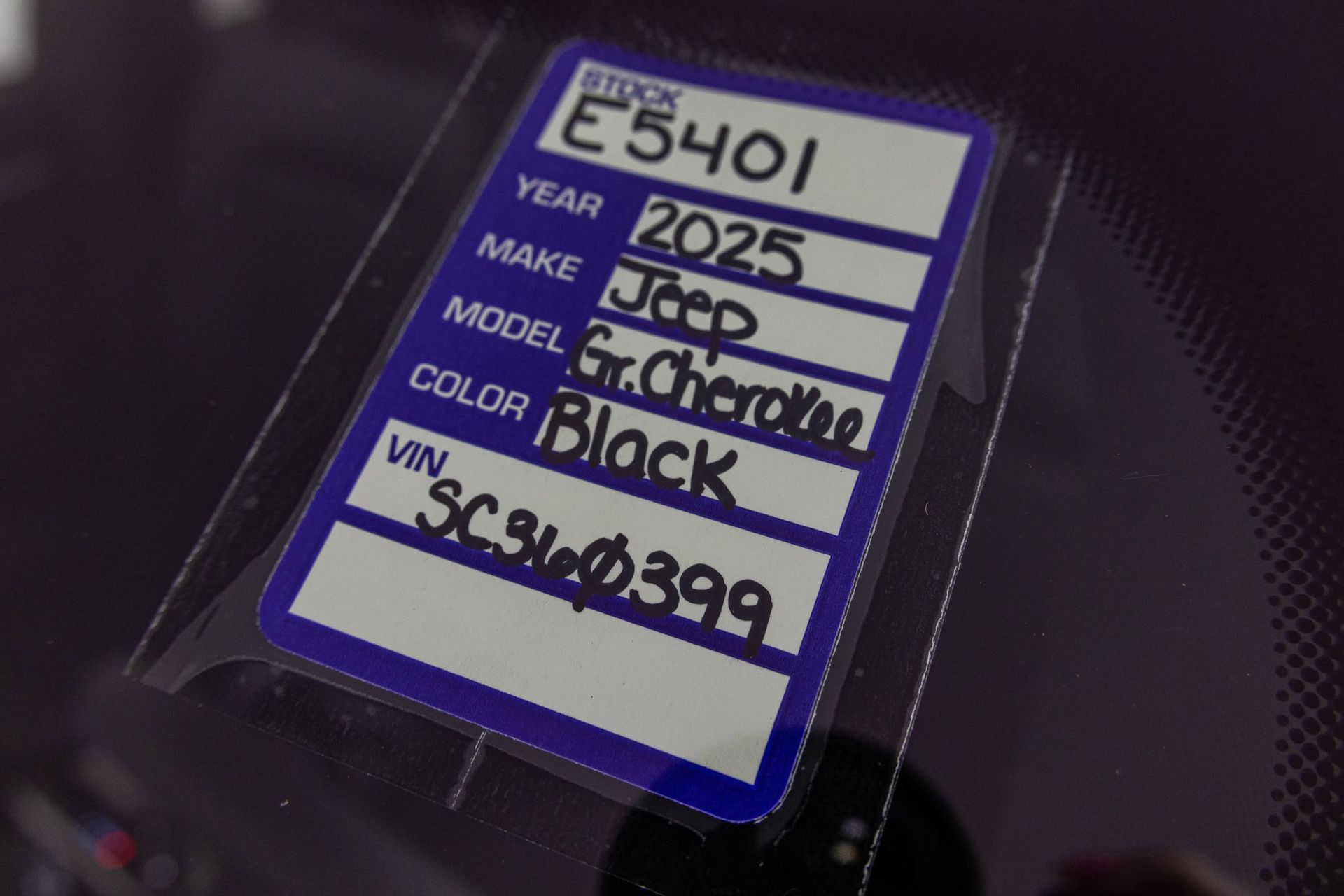 2025 JEEP GRAND CHEROKEE - Image 38