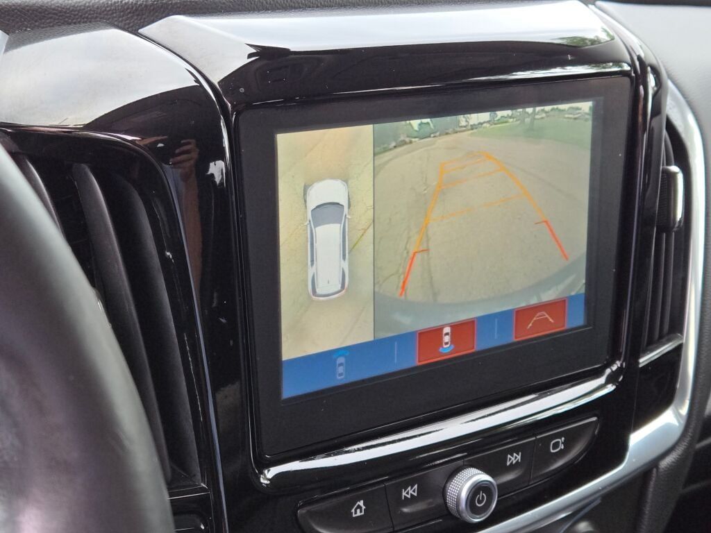2018 Chevrolet Traverse 3LT photo 32