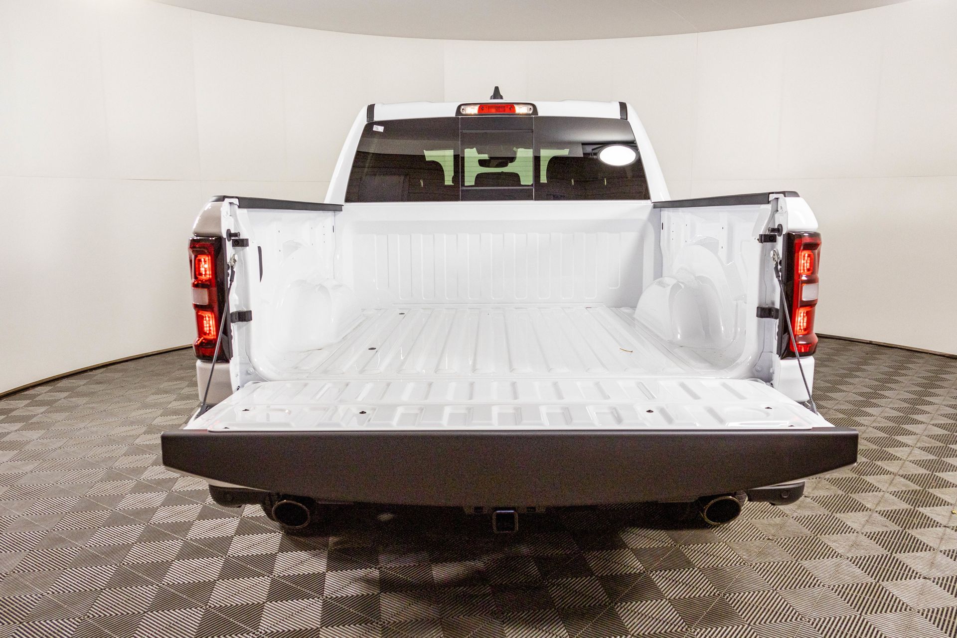 2026 RAM 1500 - Image 31