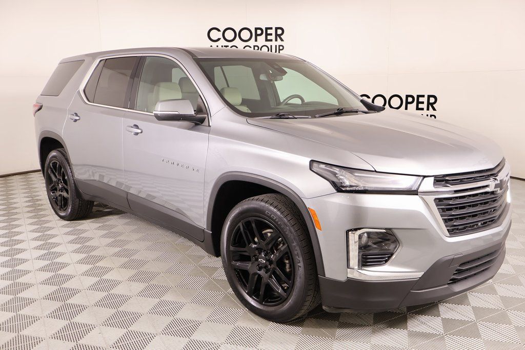 2023 Chevrolet Traverse LS FWD