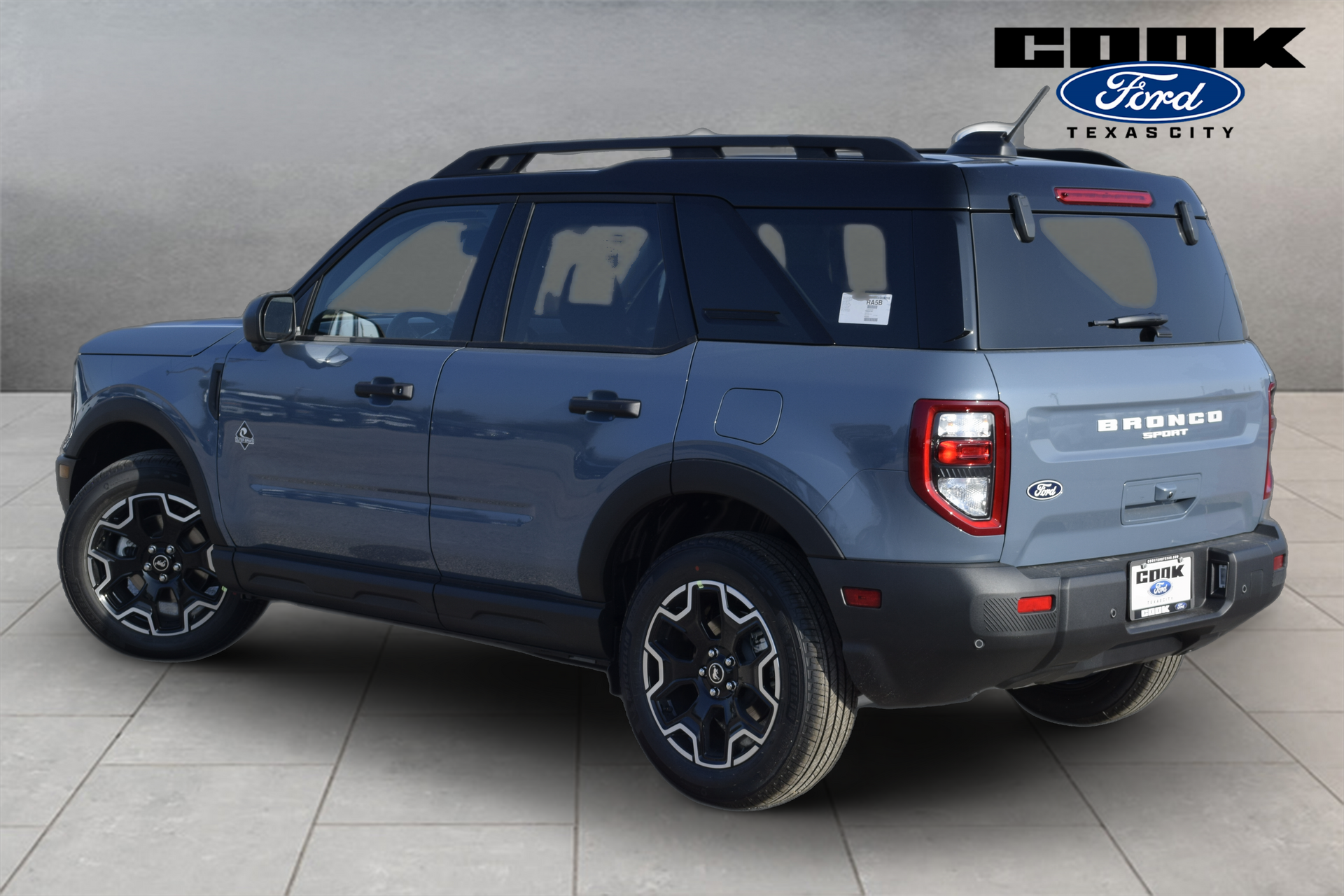 2026 Ford Bronco Sport Outer Banks - 3