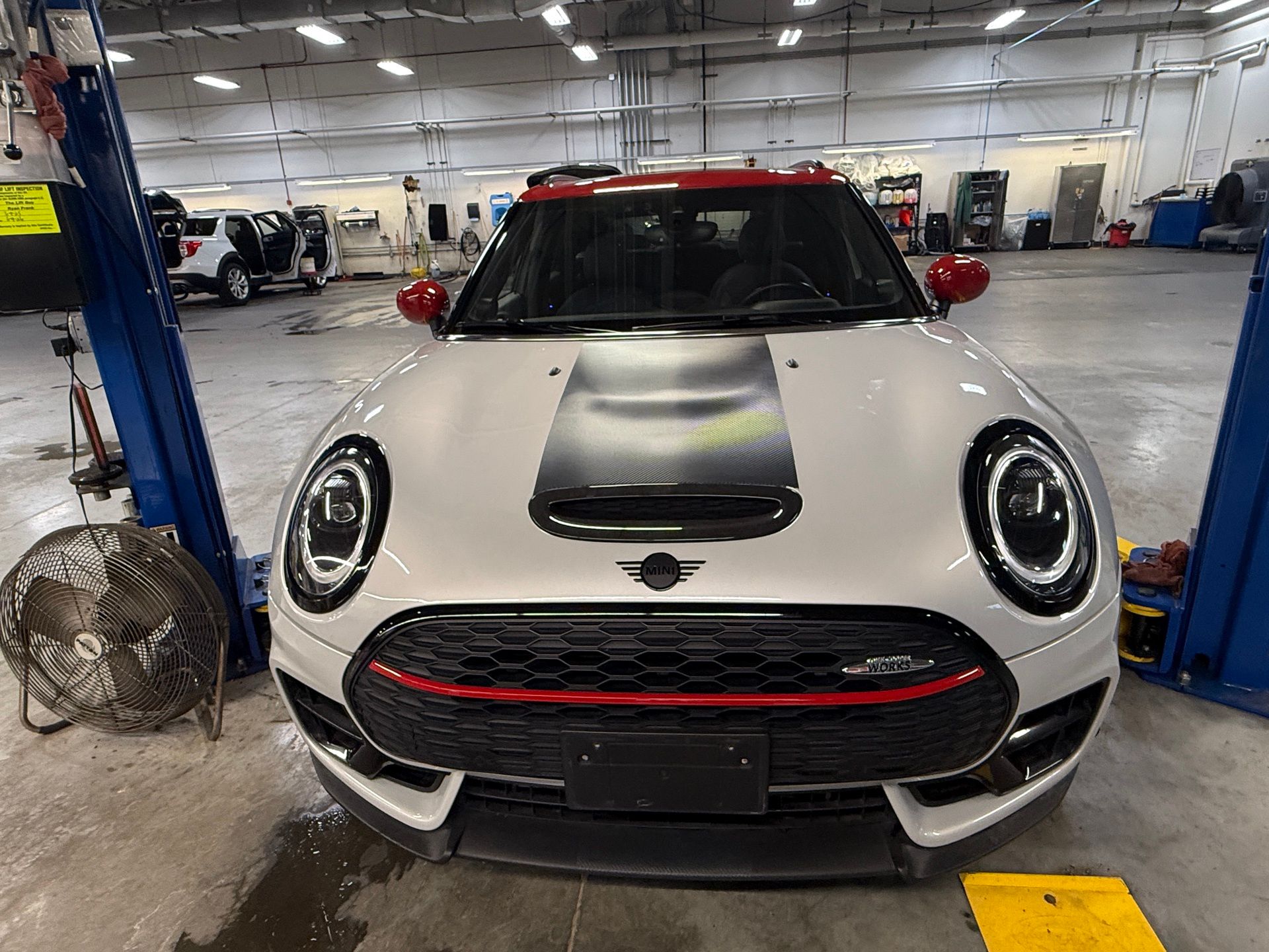 2022 MINI Clubman John Cooper Works's photo