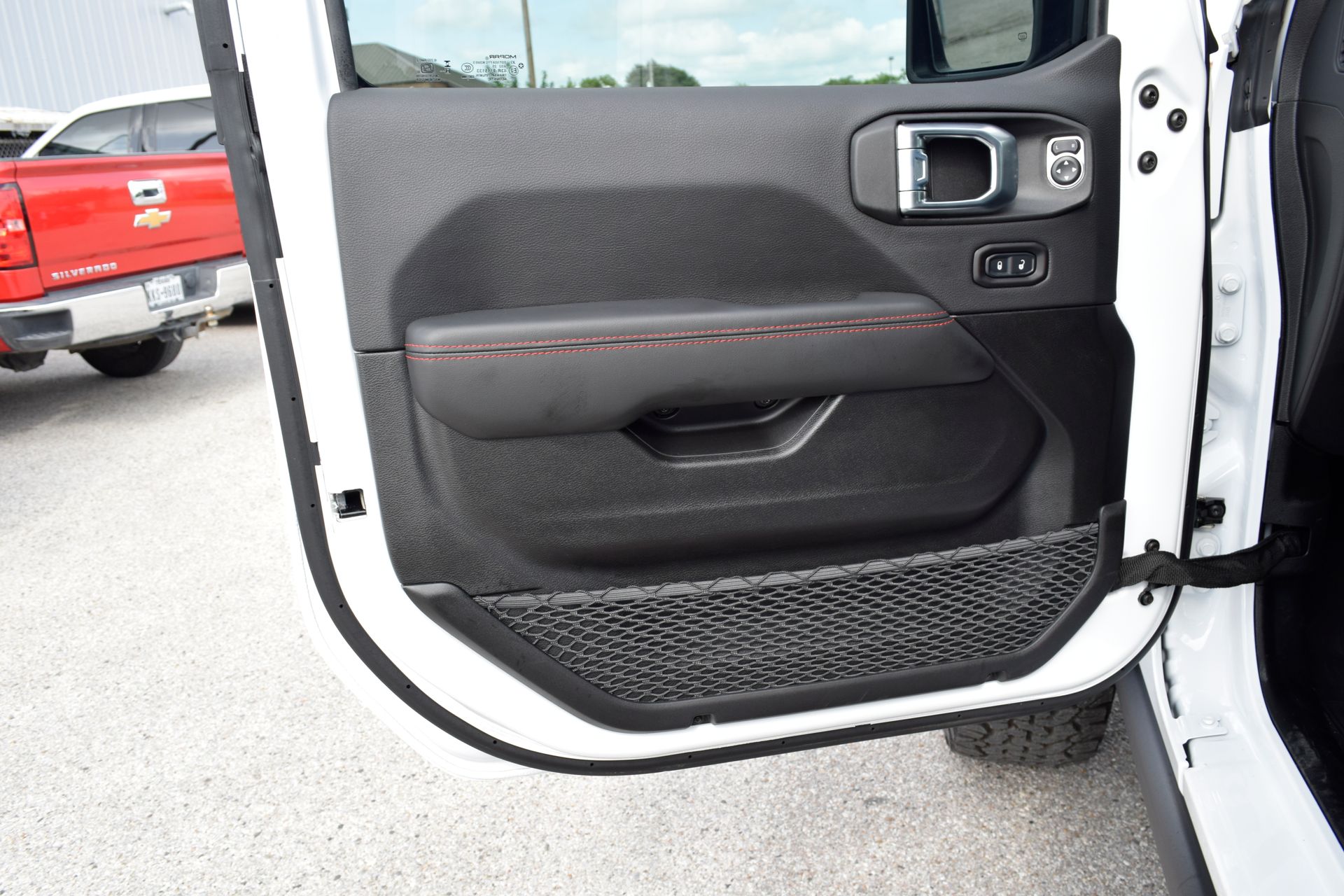 2026 Jeep Wrangler Moab 392 White/off-white at Texan Dodge Chrysler Jeep Ram