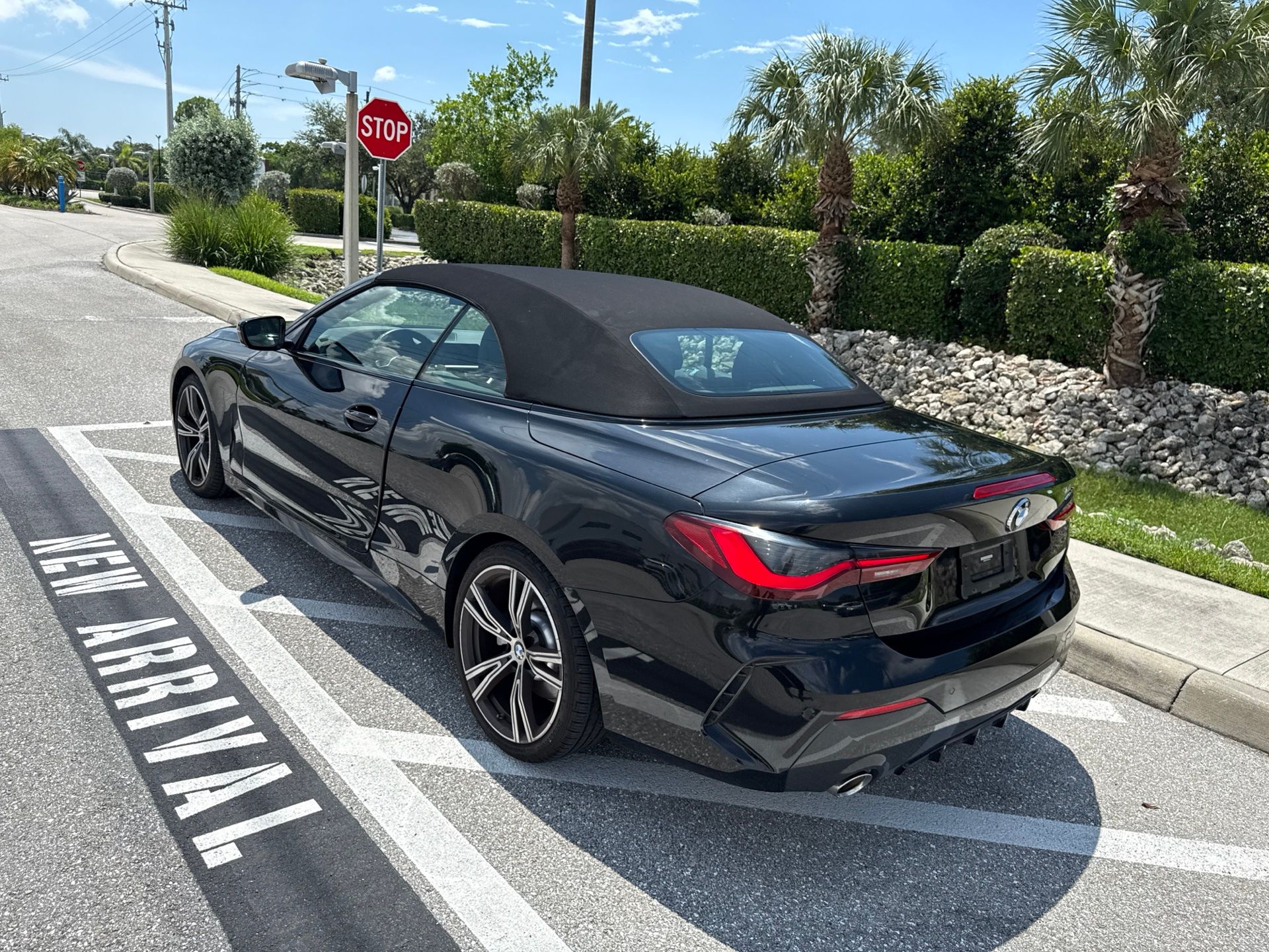 Used 2023 Black Sapphire Metallic BMW 430i image 3