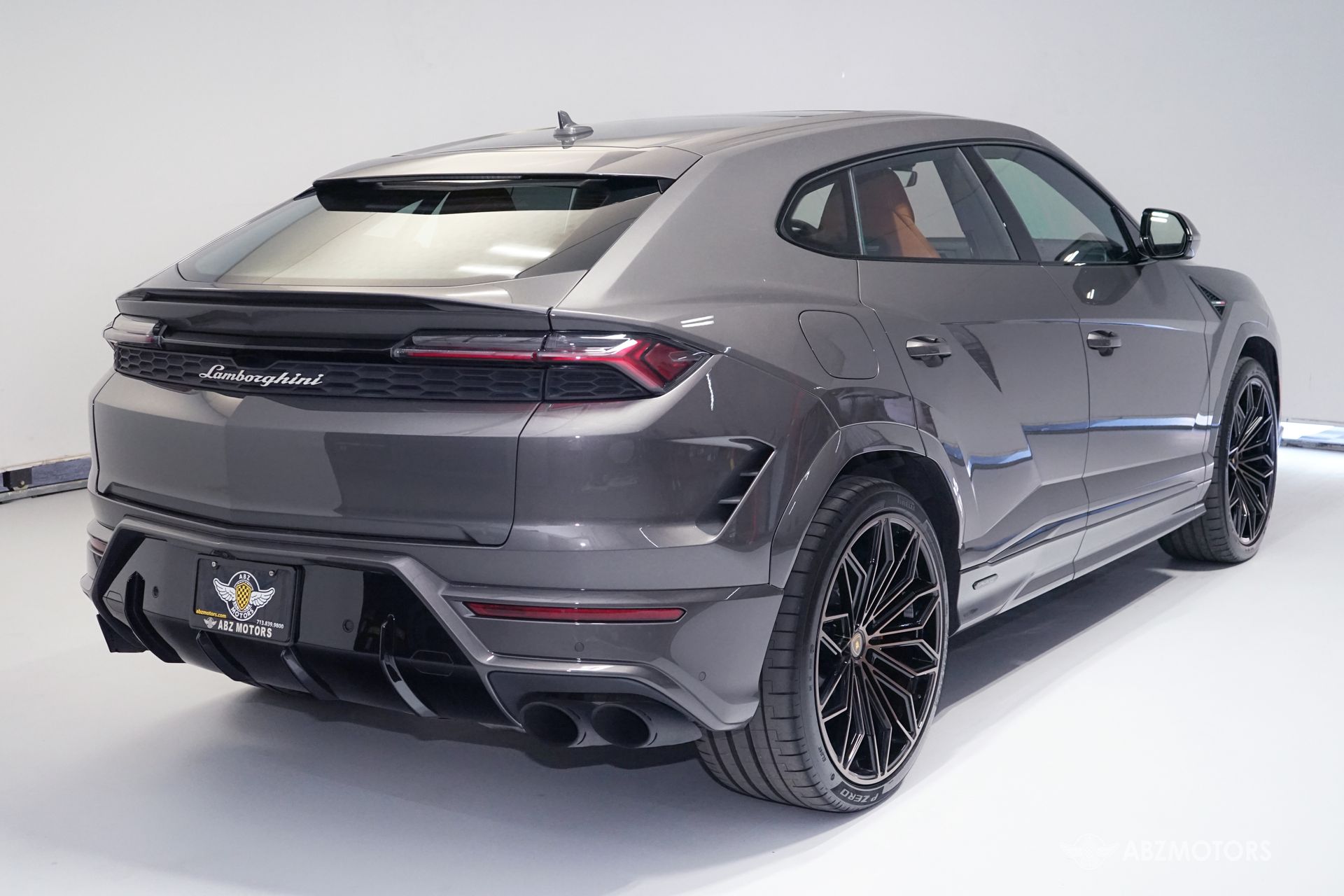View vehicle photo 6