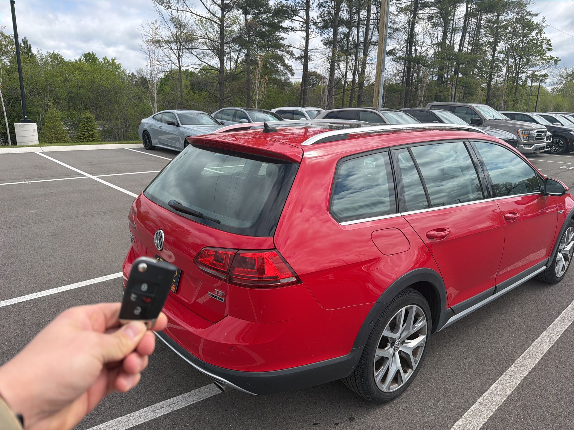 used 2017 Volkswagen Golf Alltrack car, priced at $17,840