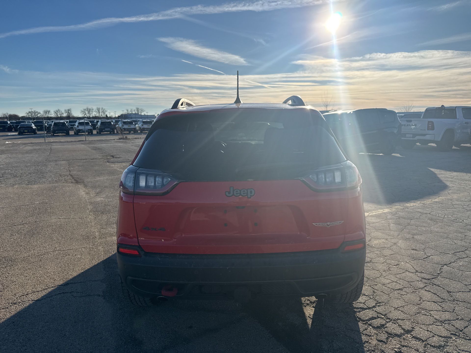 2019 JEEP CHEROKEE - Image 7