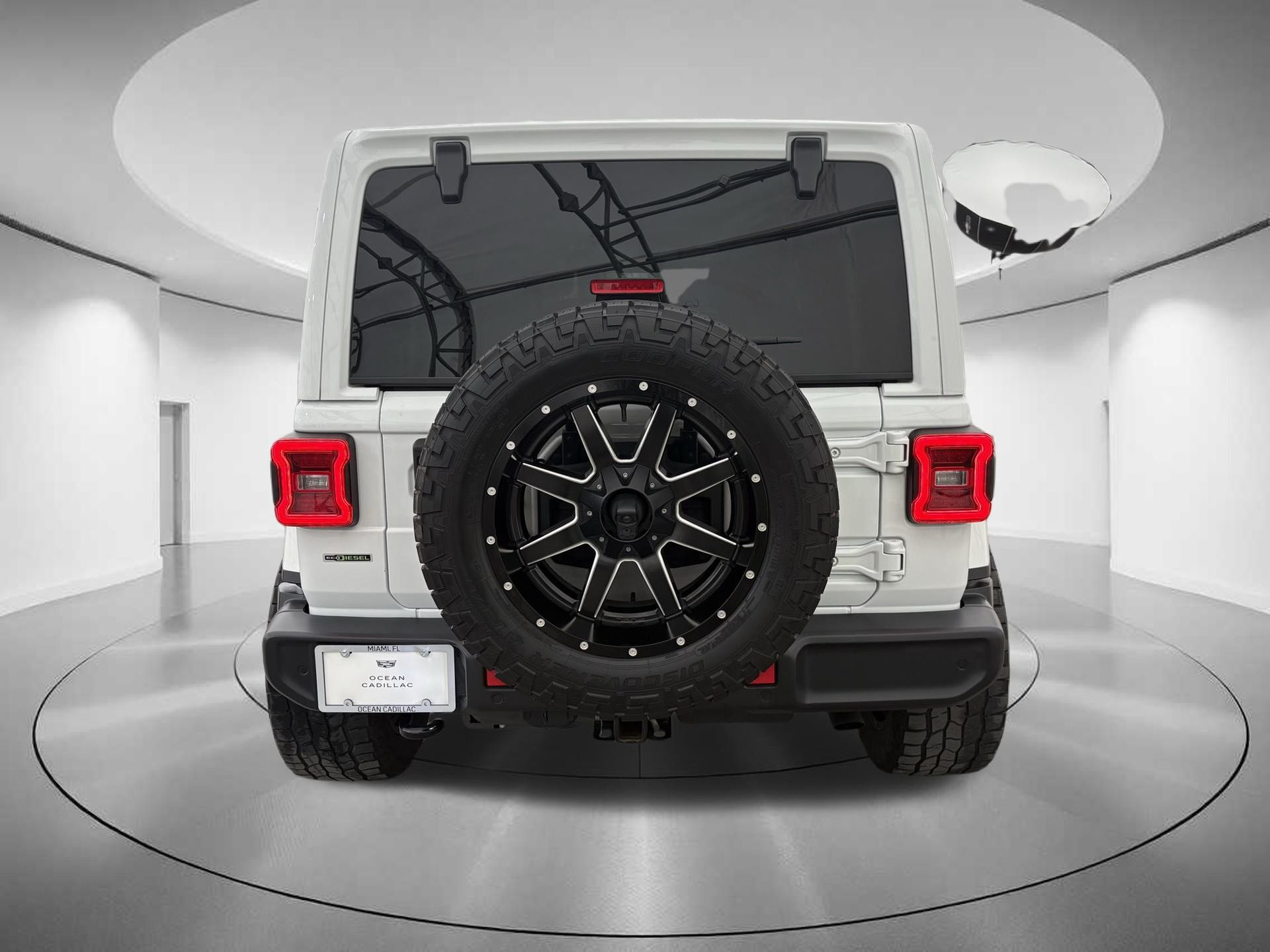 2020 Jeep Wrangler Unlimited Sahara 5