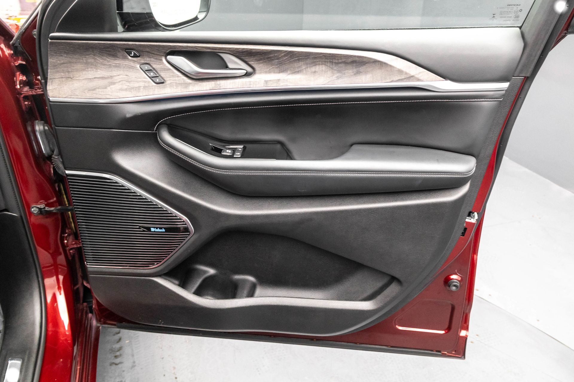 2021 JEEP GRAND CHEROKEE L - Image 42