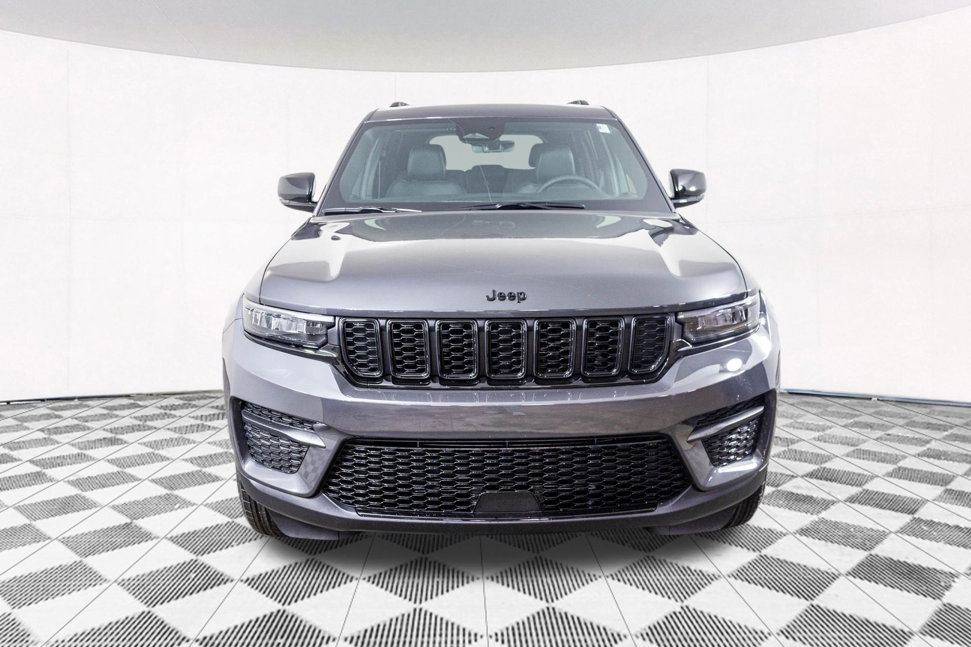 2025 JEEP GRAND CHEROKEE - Image 5