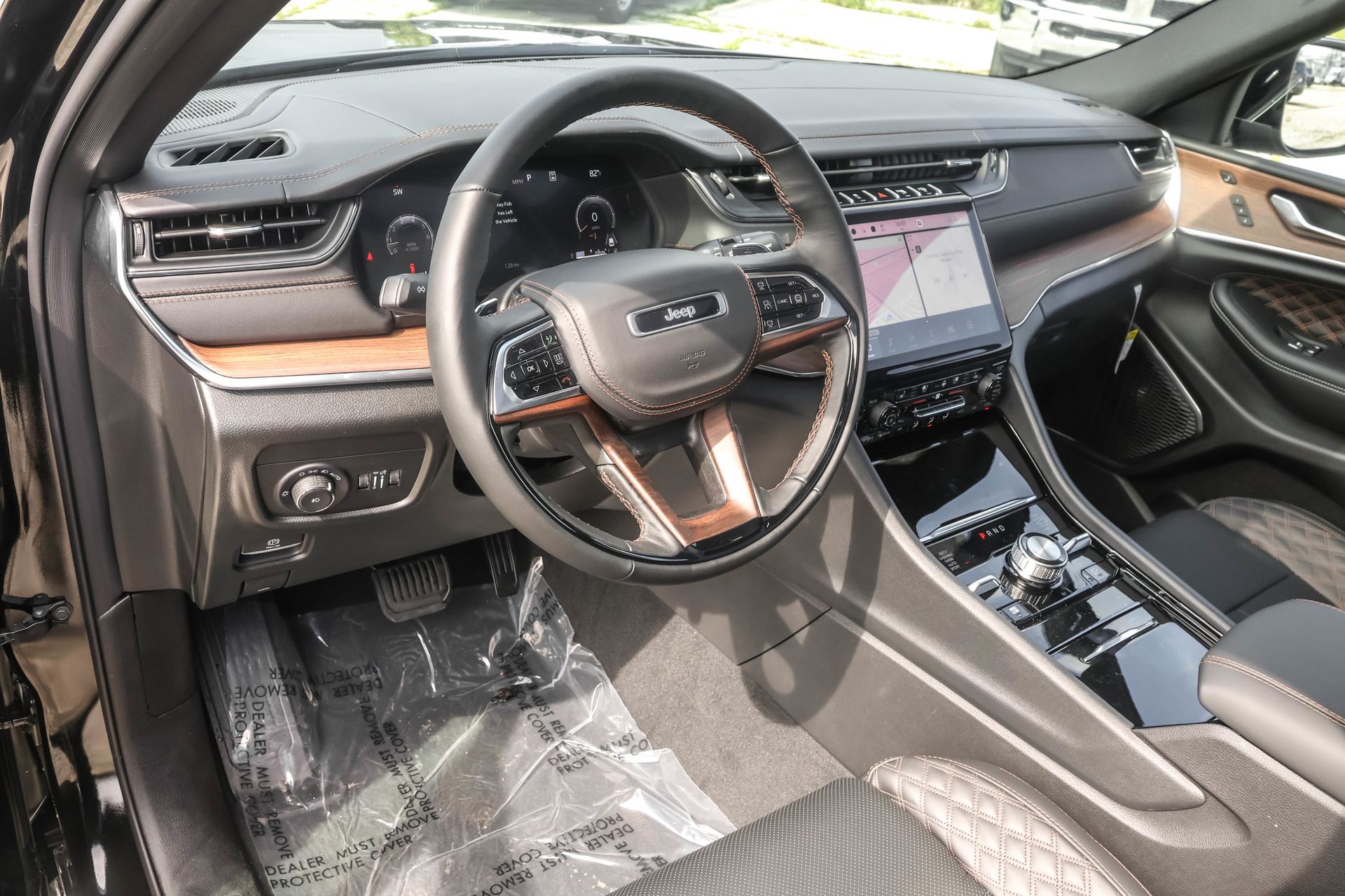 2025 JEEP GRAND CHEROKEE - Image 5