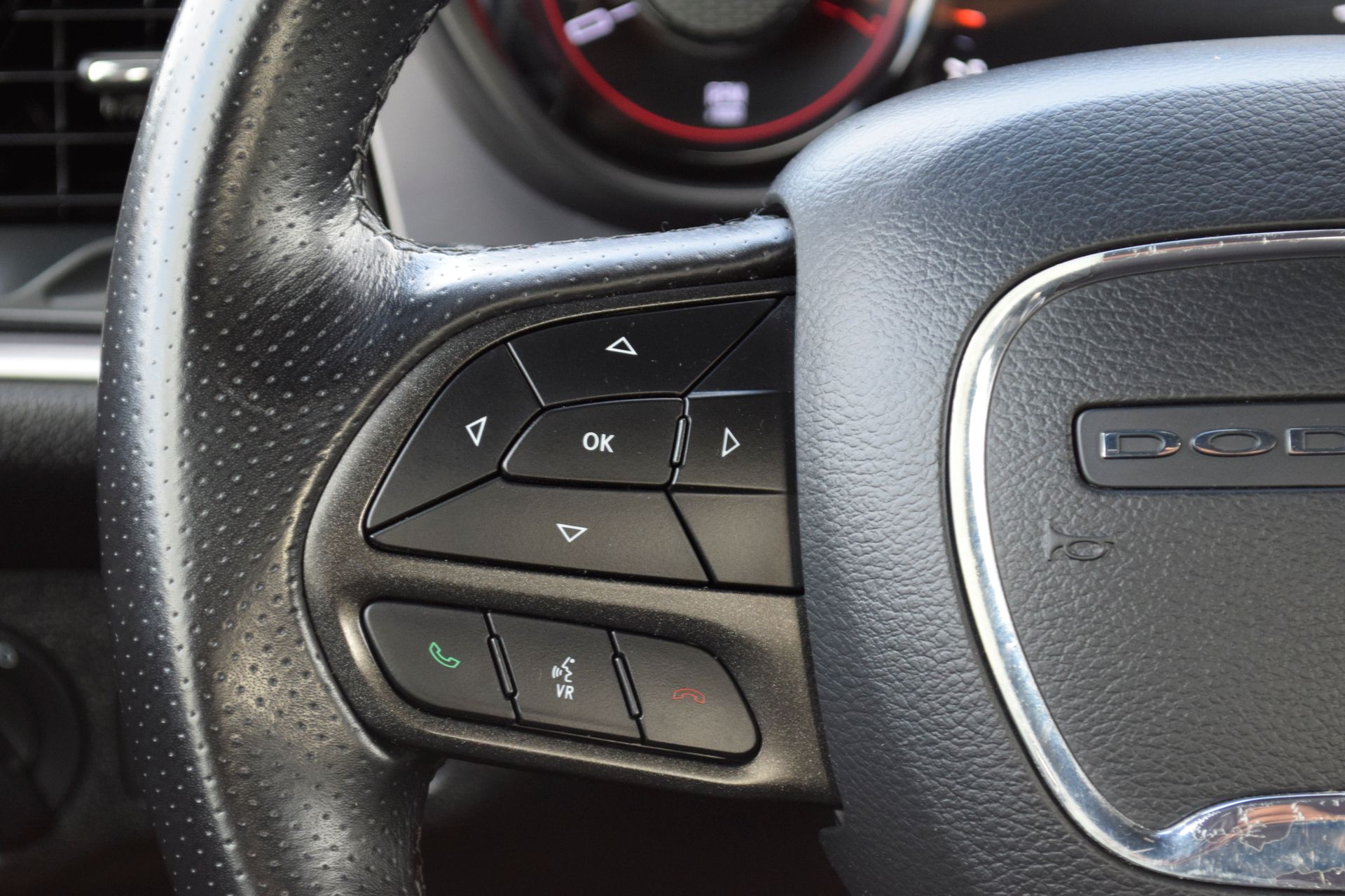 2022 Dodge Challenger SXT - 6