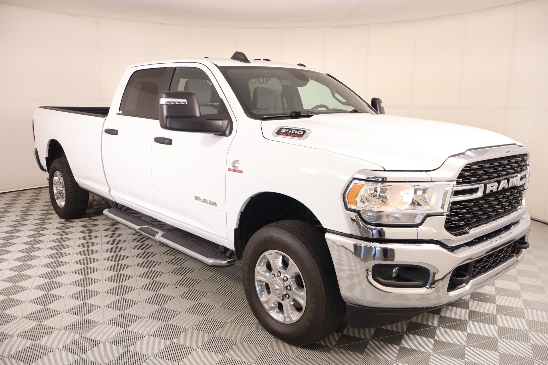 Bright White Clearcoat 2024 RAM 3500 Pickup Truck Four-Wheel Drive 6-Speed Automatic