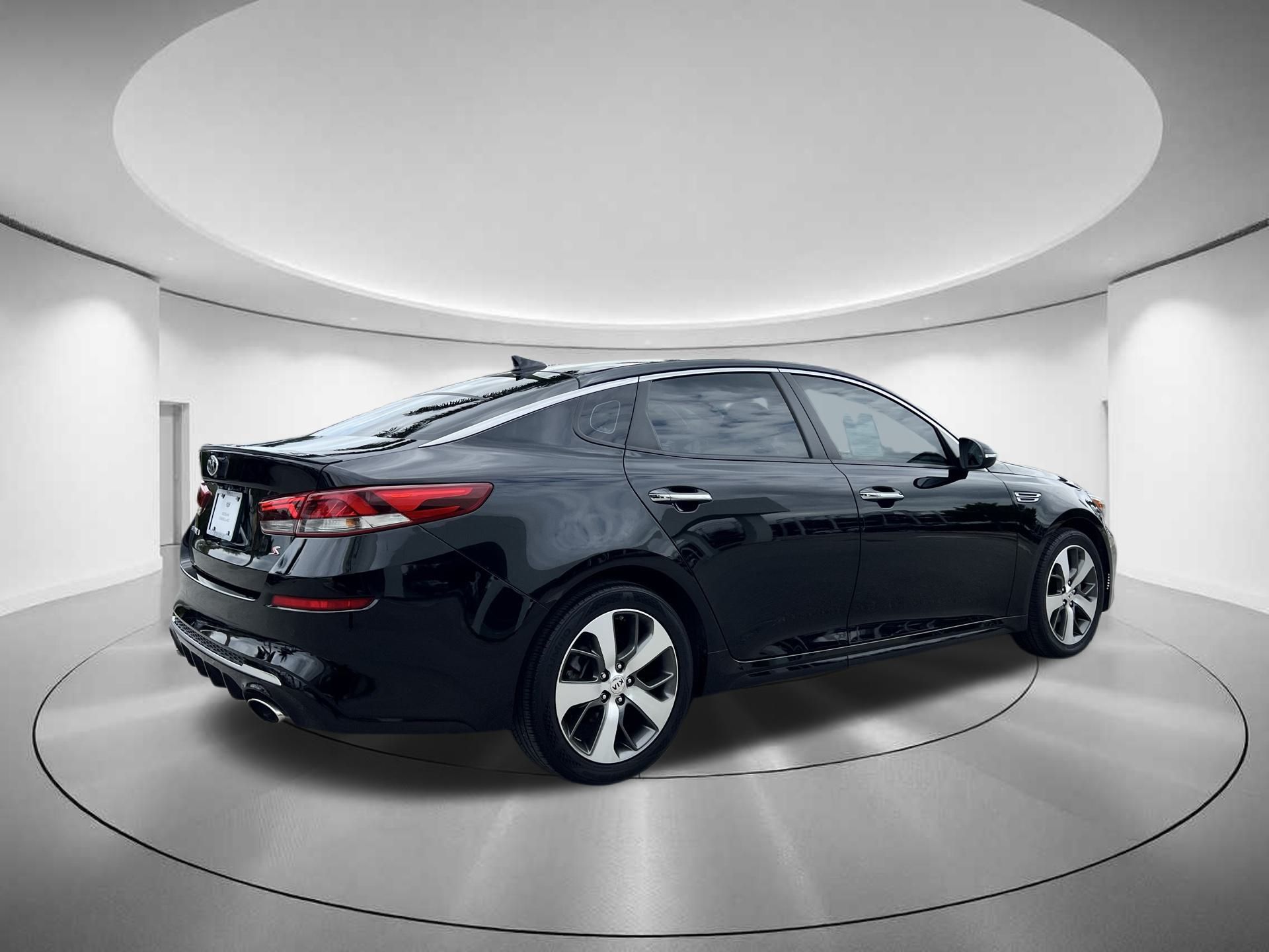 2020 Kia Optima S 25