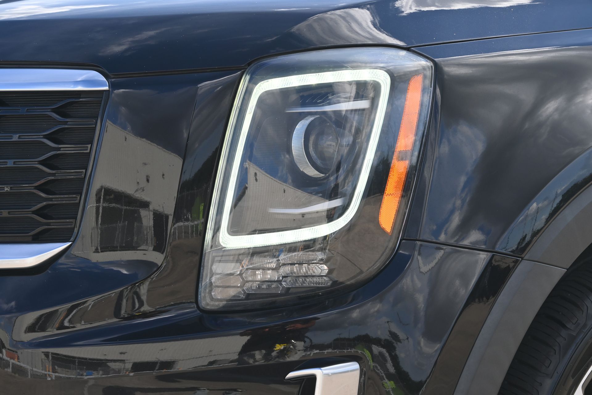 2022 Kia Telluride S Black at DeMontrond Auto Country