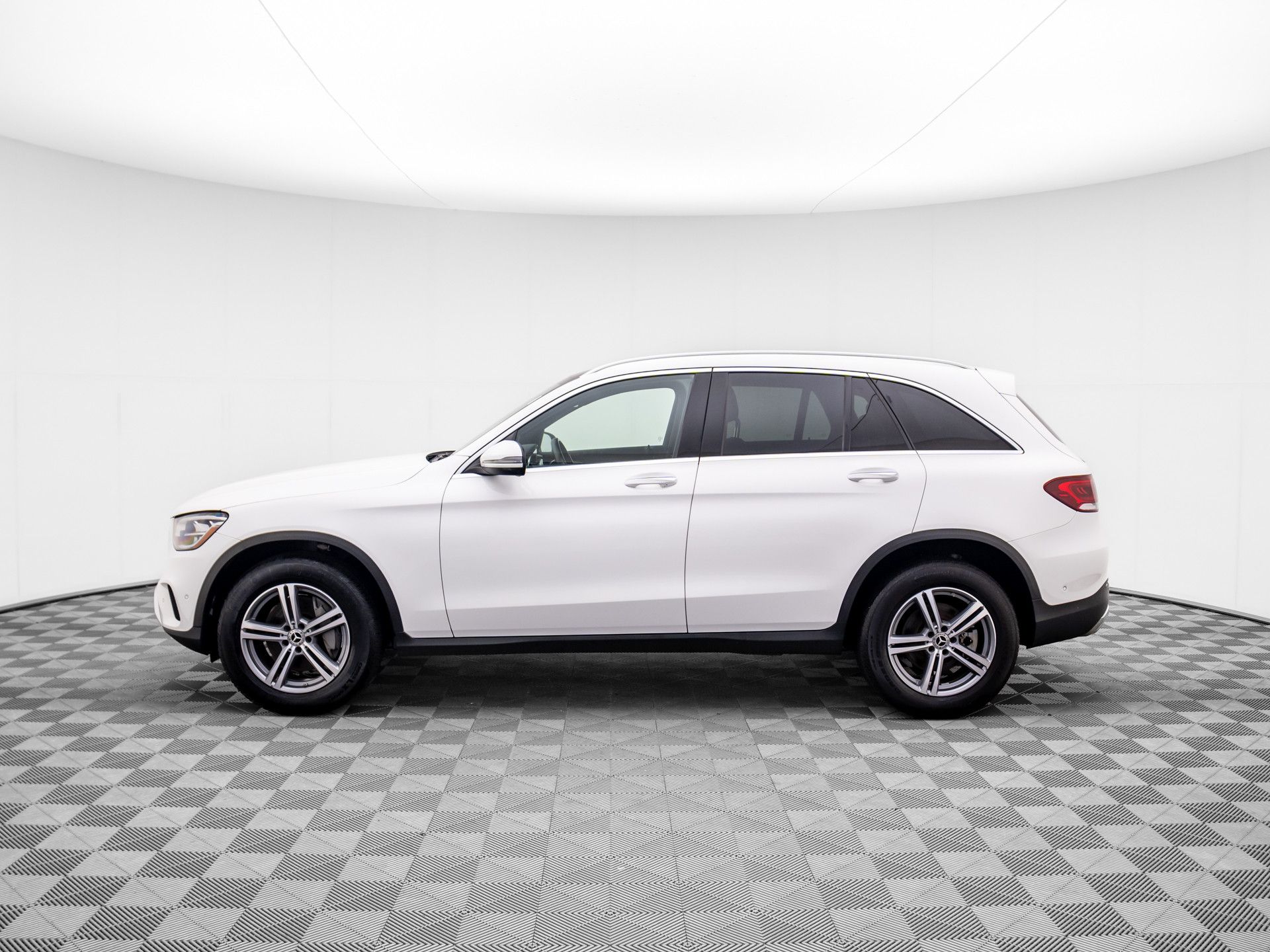 2021 Mercedes-Benz GLC GLC 300 photo