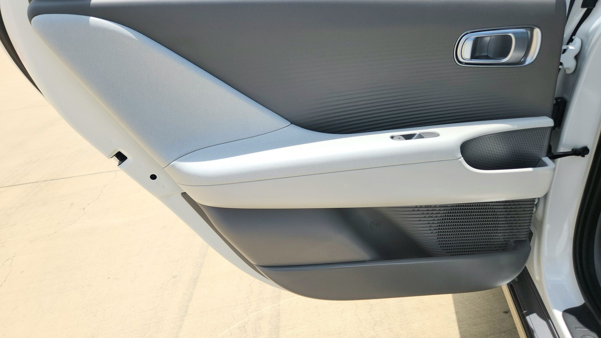 car-gallery-32