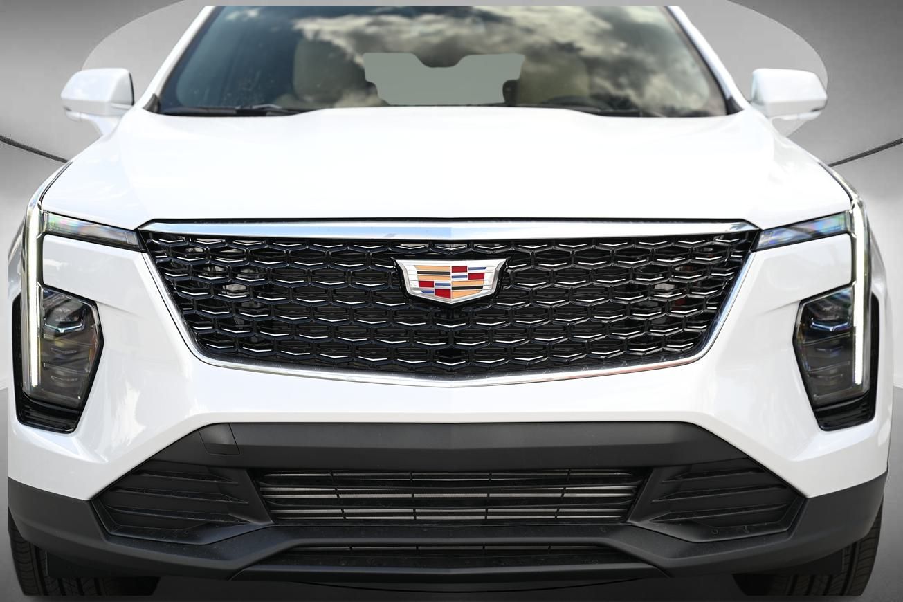 2024 Cadillac XT4 Luxury 9