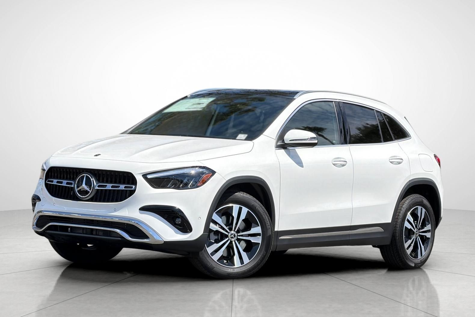 Polar White 2026 Mercedes-Benz GLA SUV / Crossover Front-Wheel Drive 8-Speed Dual Clutch