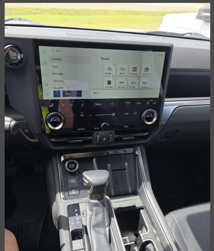 View vehicle photo 6