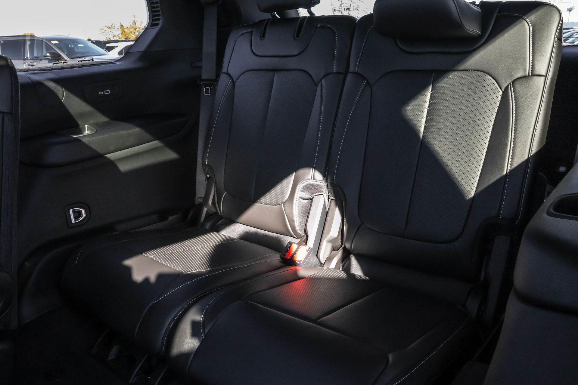 2025 JEEP GRAND CHEROKEE L - Image 15